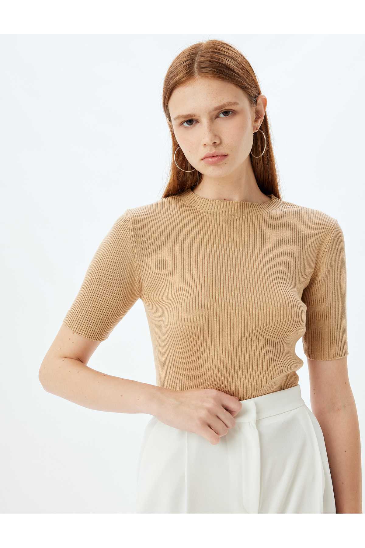 یقه یقه سبک ژاکت بافتنی آستین کوتاه