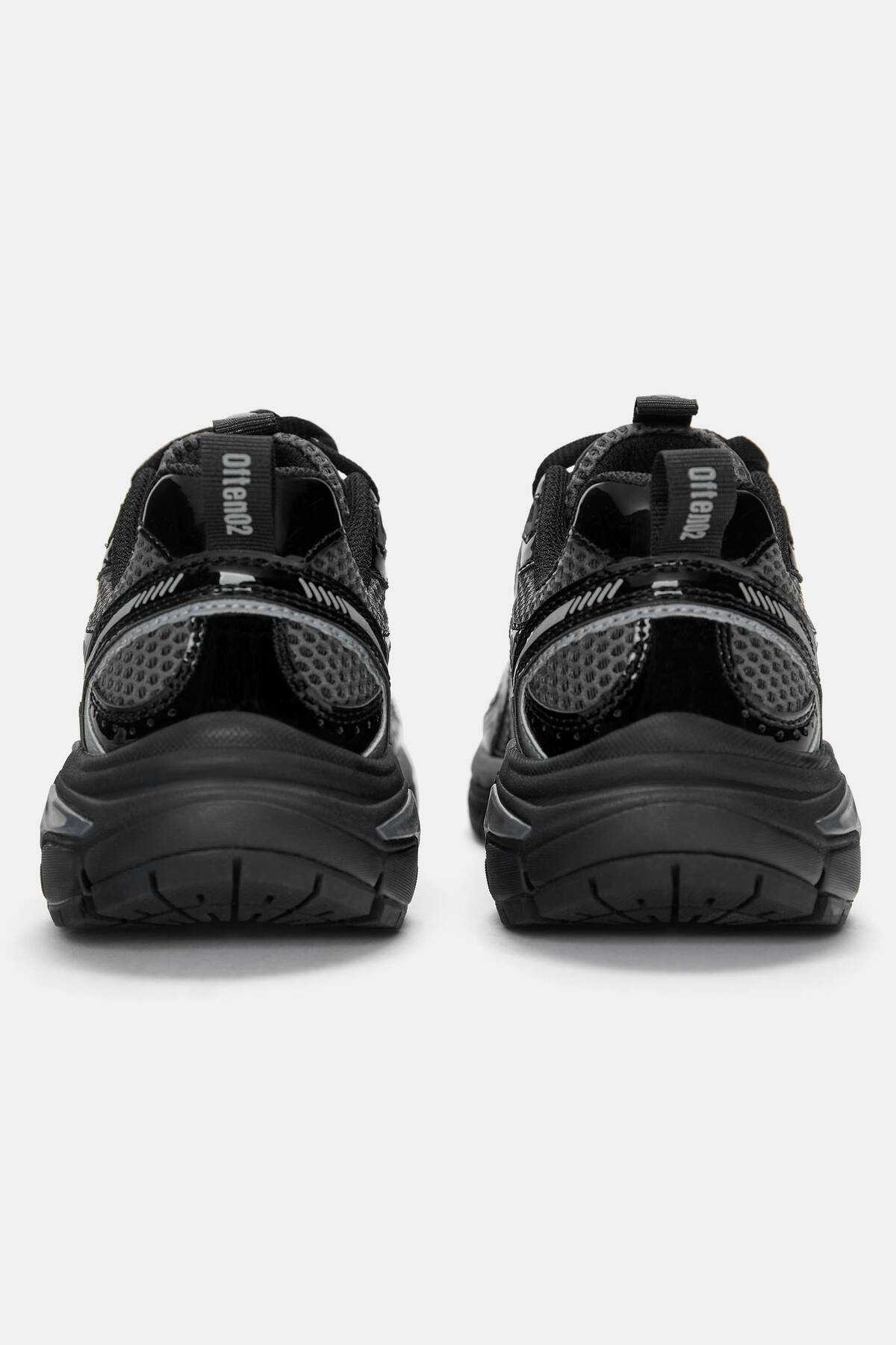 کفش های دویدن