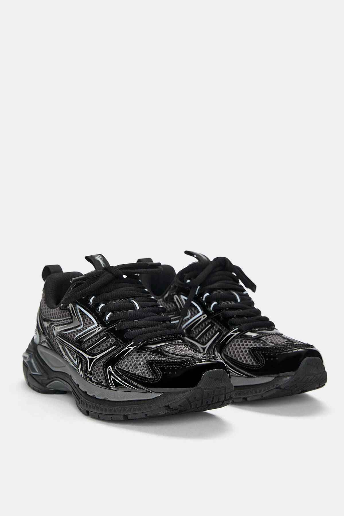 کفش های دویدن