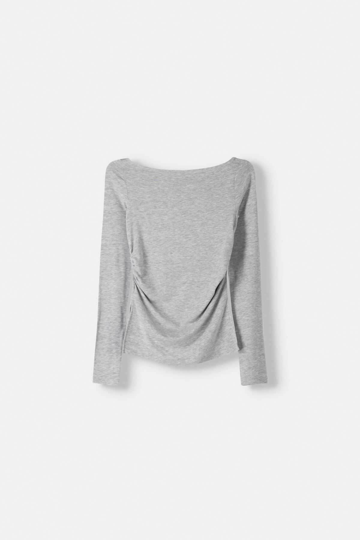 تیشرت آستین بلند