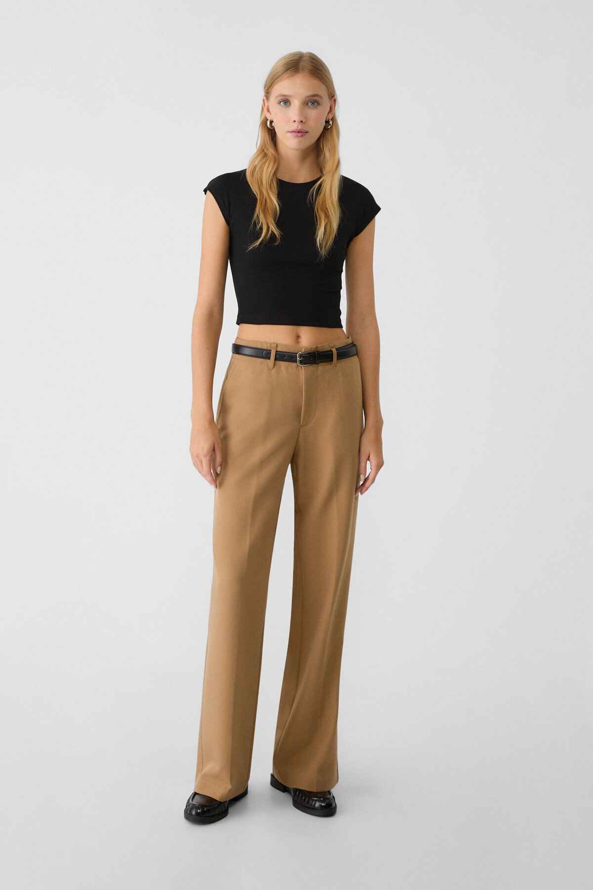 شلوار پارچه ای با کمربند و روان