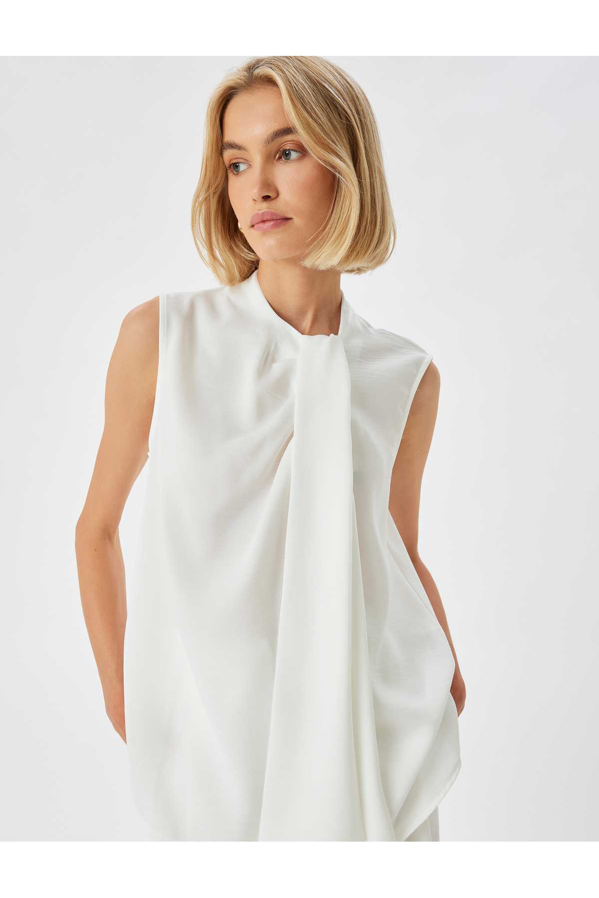 یقه شال بلوز آستین دار