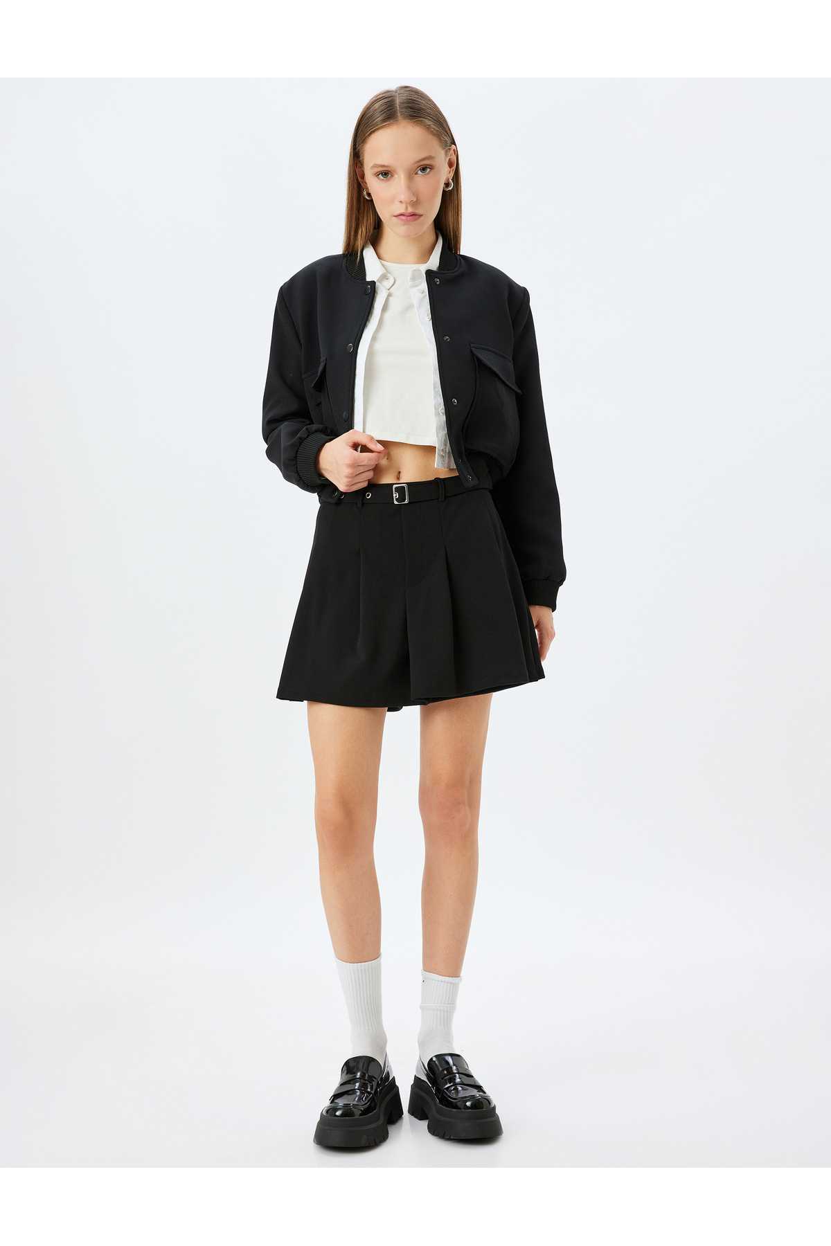 دامن کوتاه کوتاه با جزئیات کمربند پلیسه دار