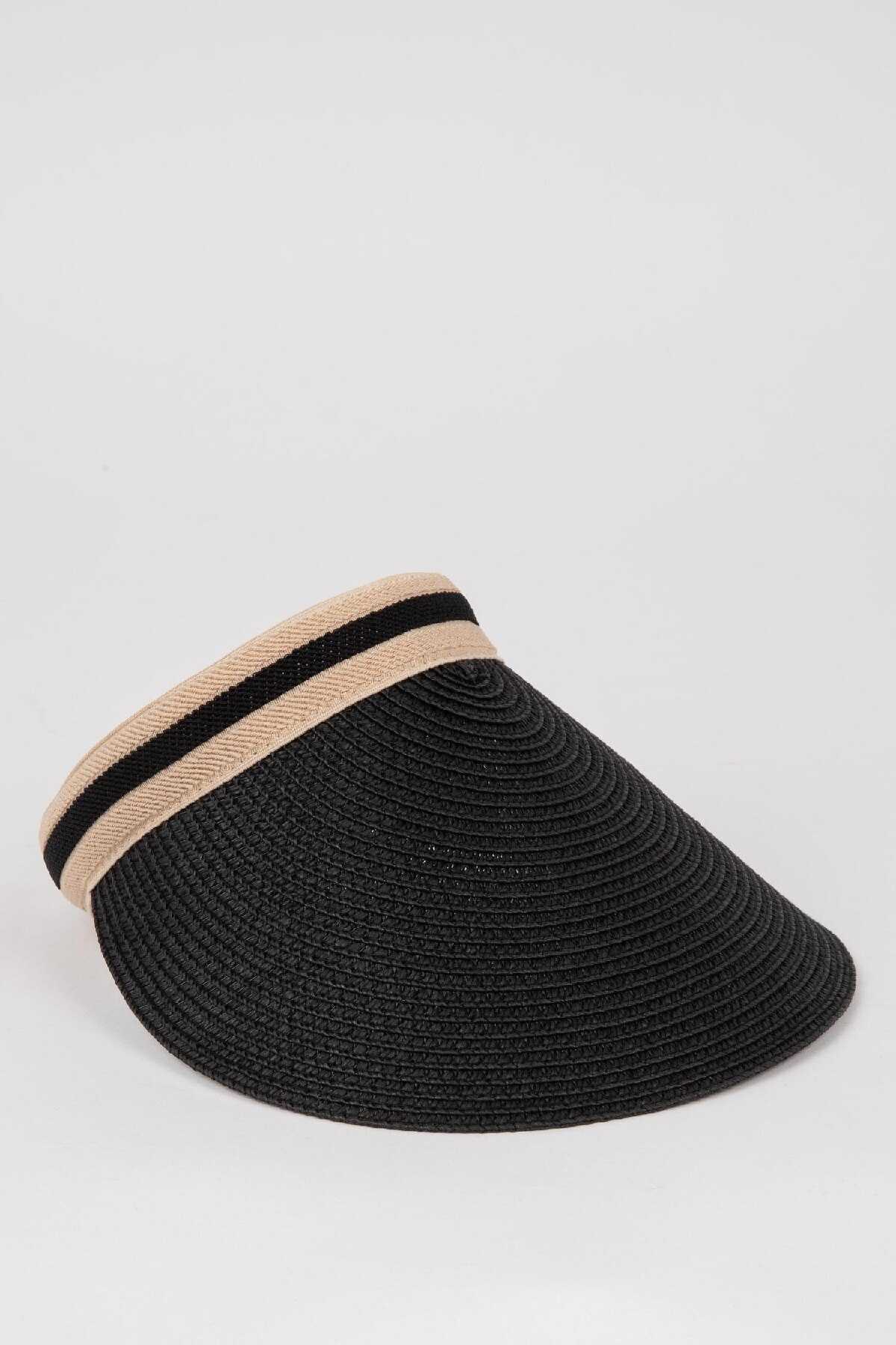 کلاه حصیری زنانه