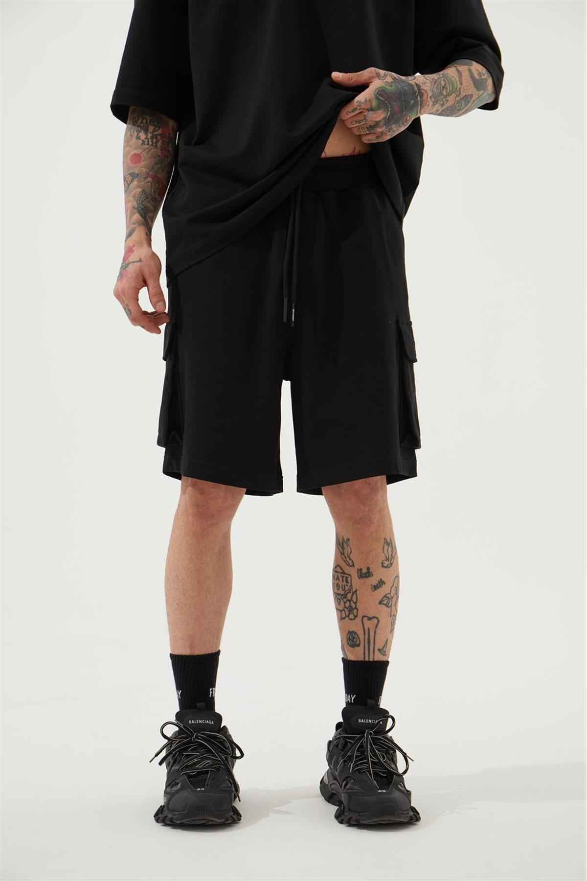 شورت کرمی مردانه با جیب باری