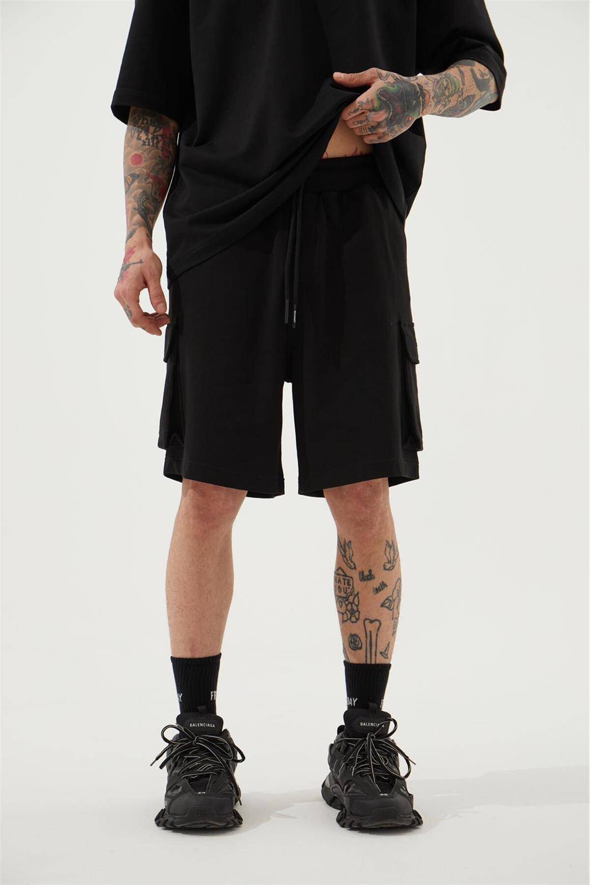 شورت کرمی مردانه با جیب باری