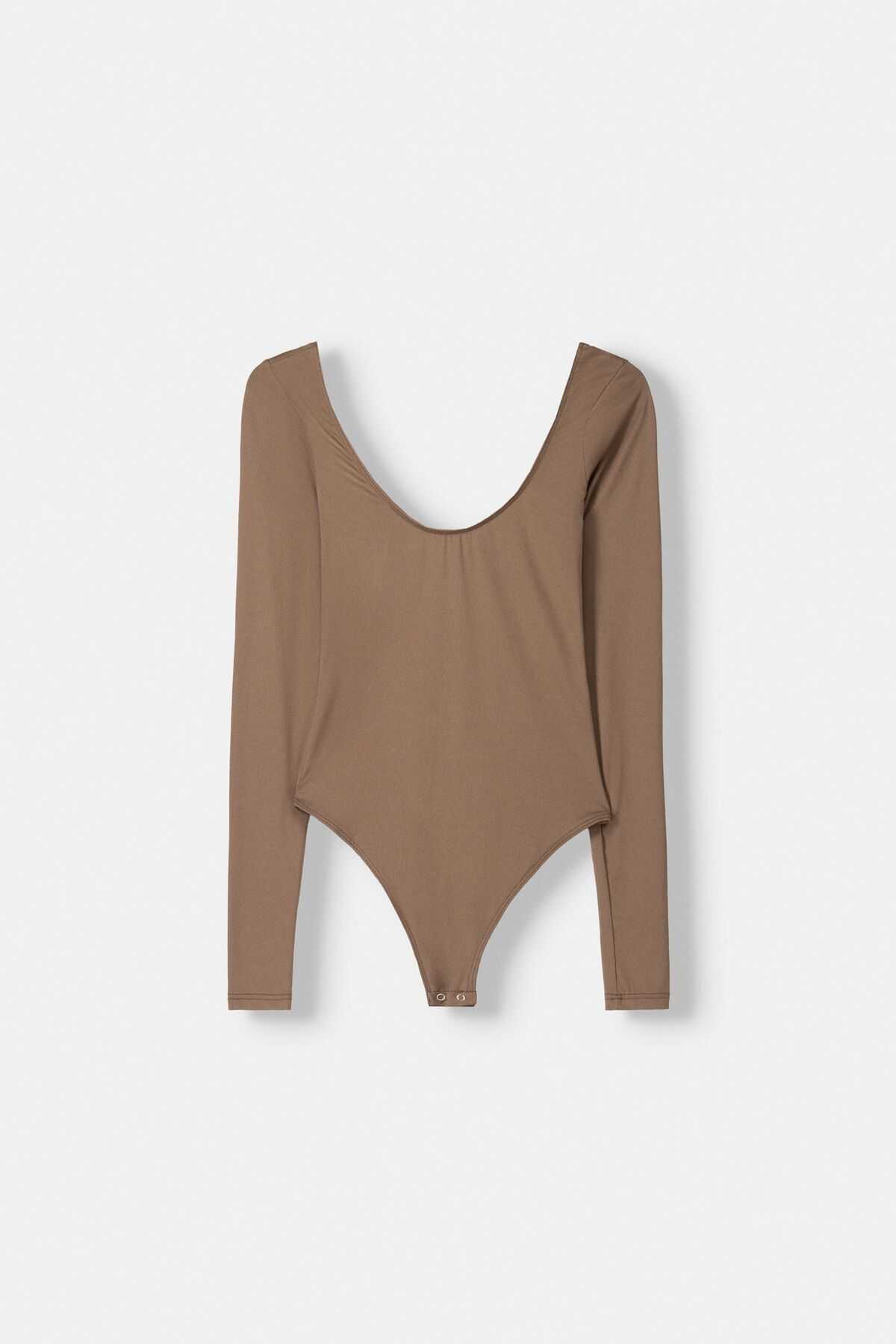 کت و شلوار یقه گشاد آستین بلند