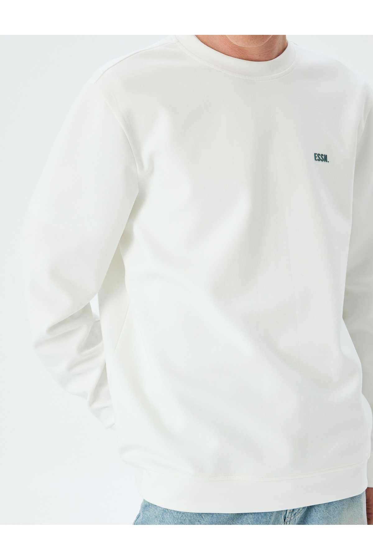 سویشرت یقه خدمه ترکیبی ساده پنبه ای با چاپ حداقلی