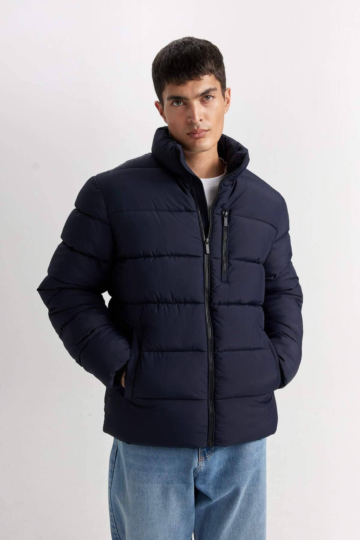 ژاکت پفی ضد باد ضد آب جیب زیپ دار یقه باریک و باریک