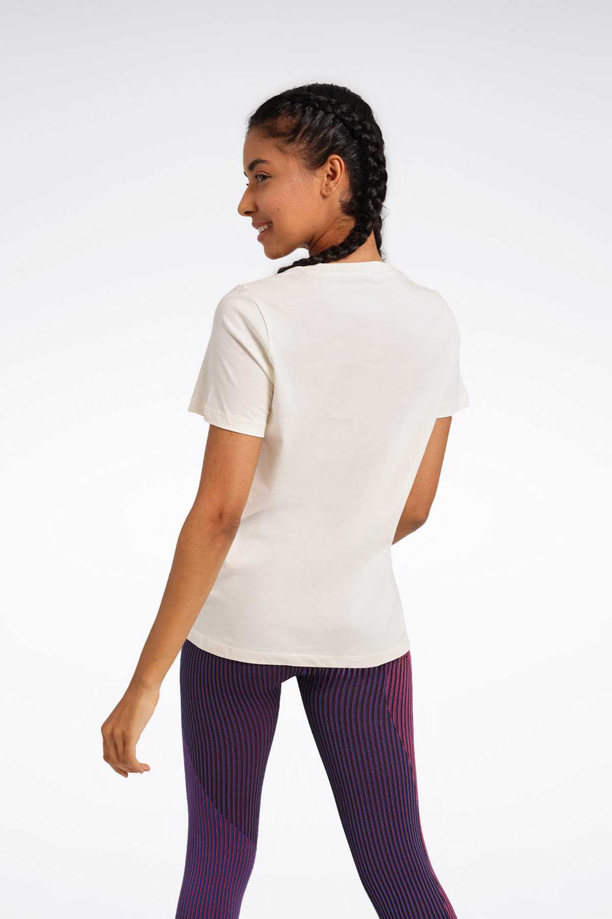 تیشرت آستین کوتاه زنانه صورتی