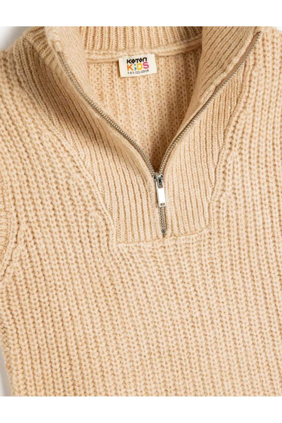 ژاکت بافتنی یقه نیم زیپ آستین دار