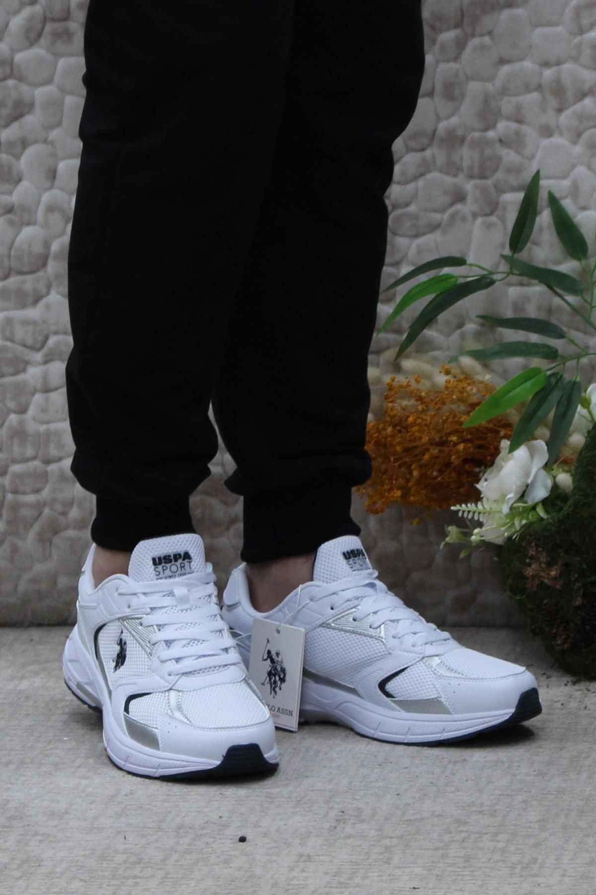 کفش ورزشی زنانه مشکی