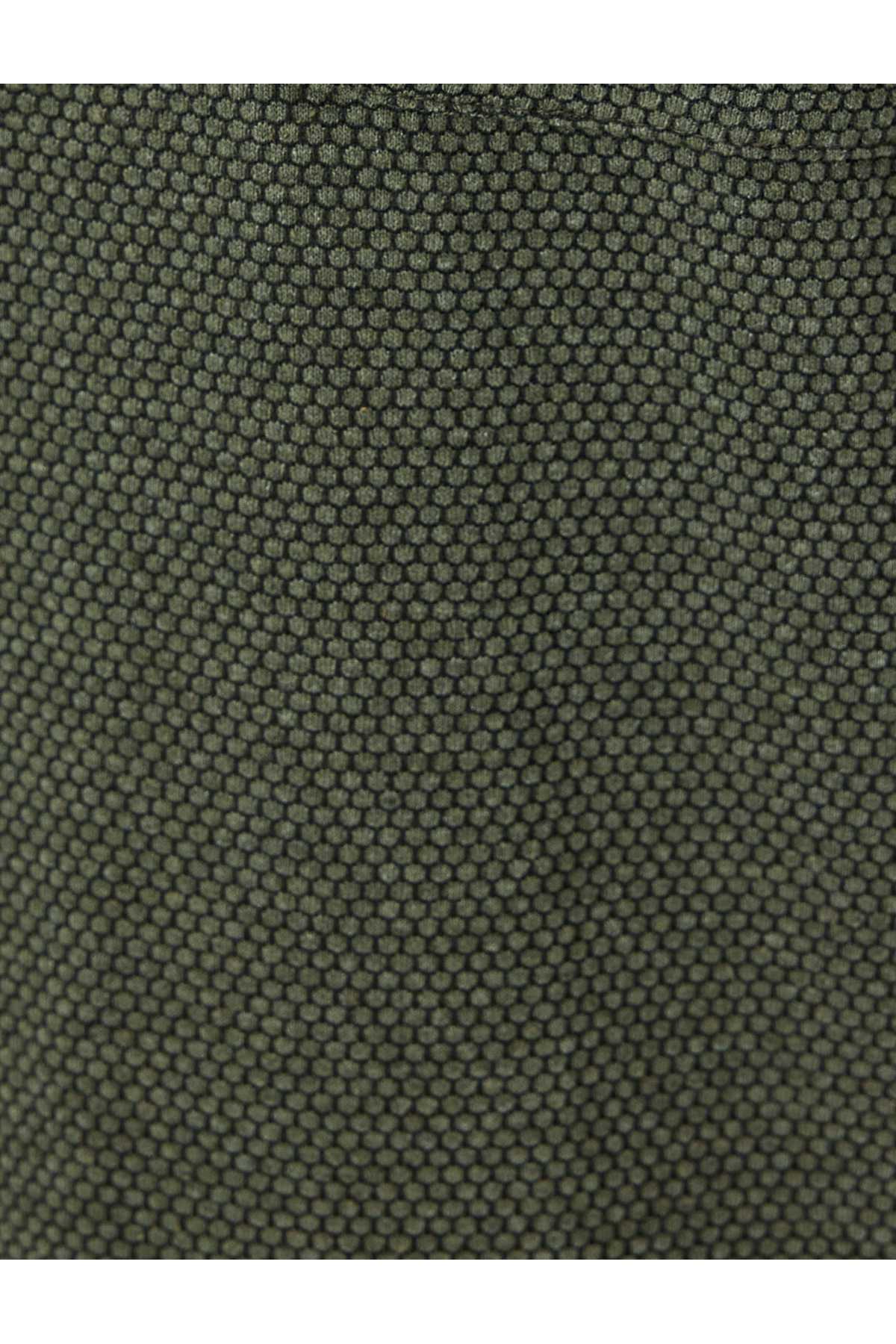 تیشرت آستین کوتاه پارچه ای با جنس یقه خدمه