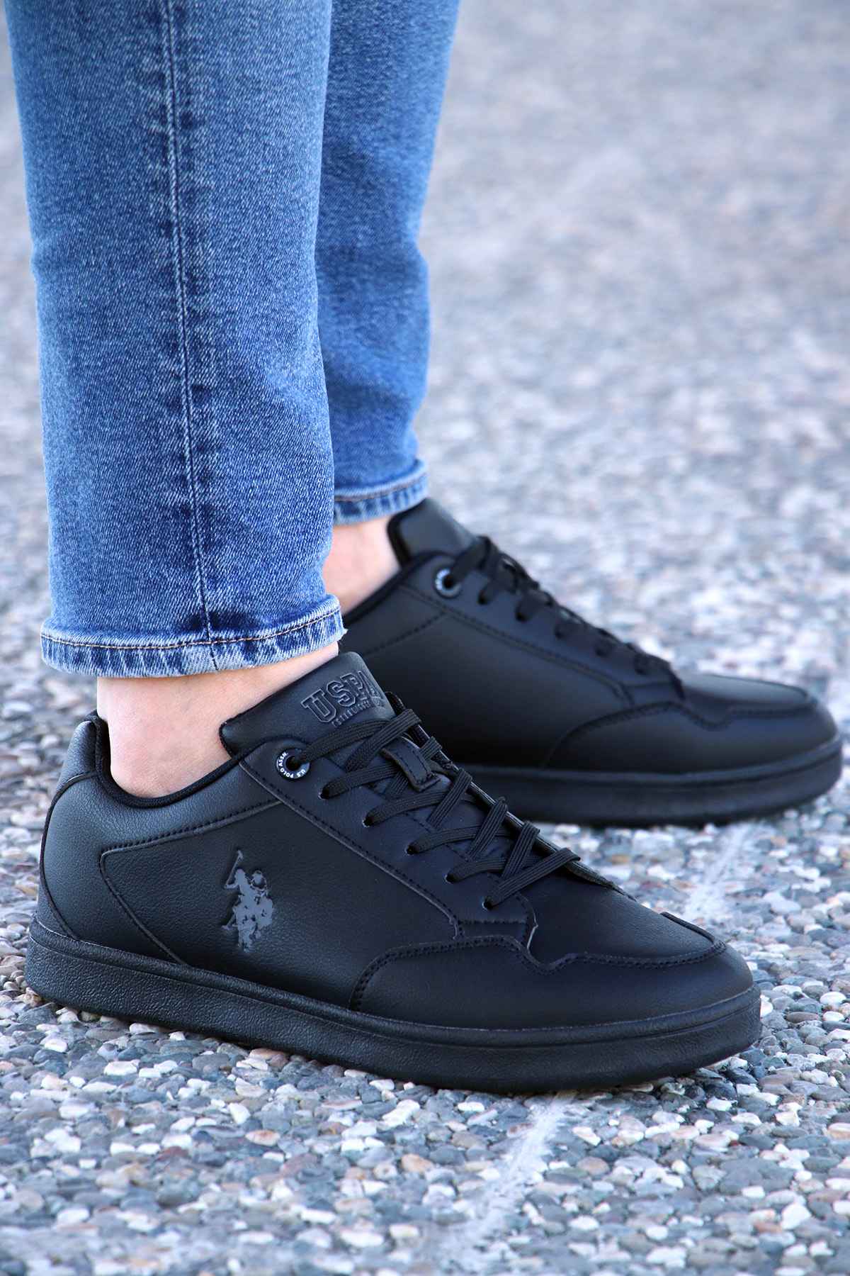 کفش ورزشی مردانه مشکی