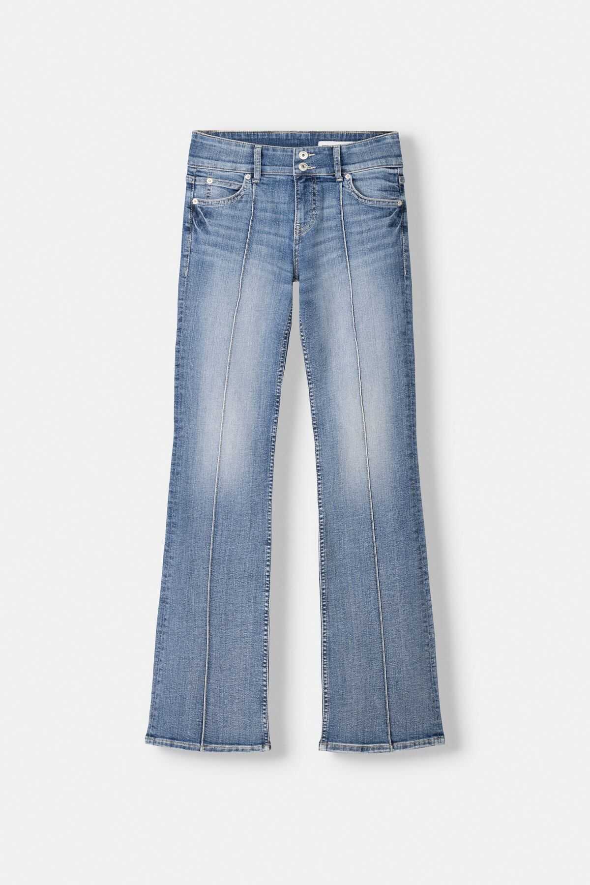 شلوار جین با کمر کوتاه