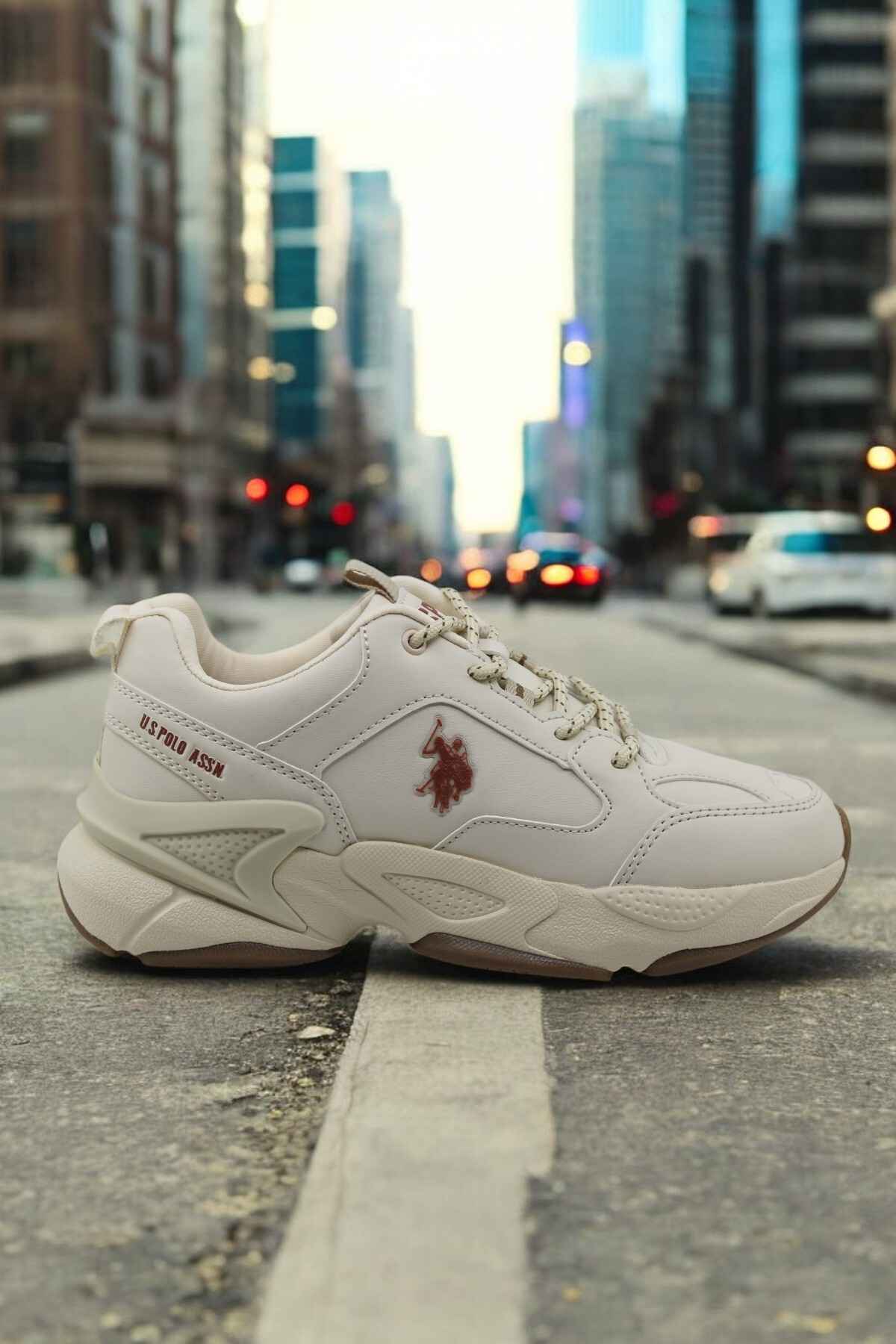 کفش ورزشی زنانه مشکی