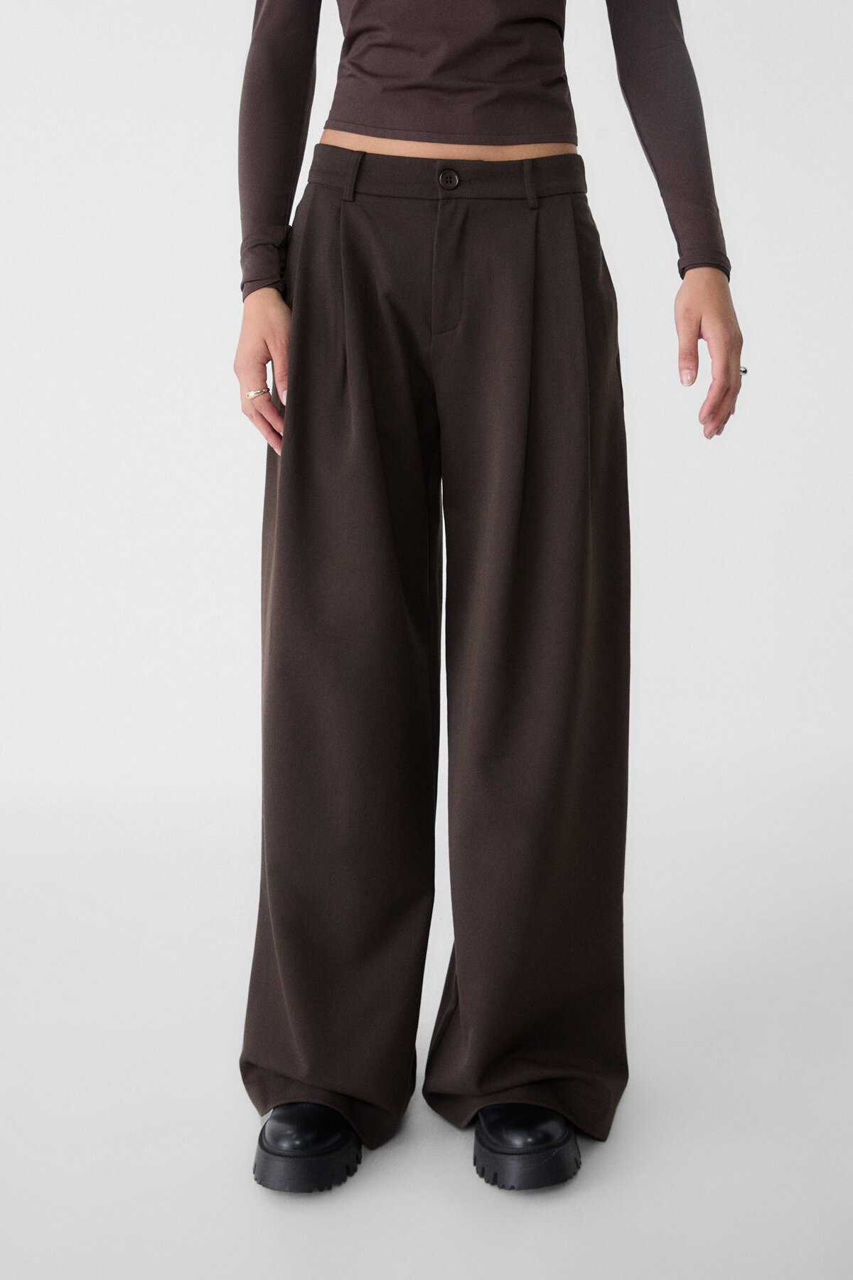 شلوار پارچه ای پاشی گسترده پودر