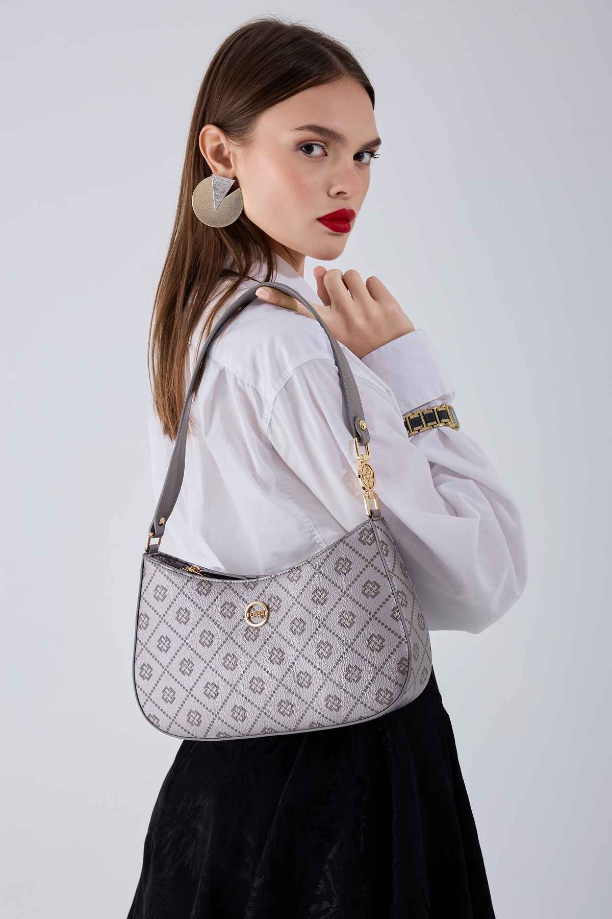 کیف شانه زنانه بژ 05FO25Y5030