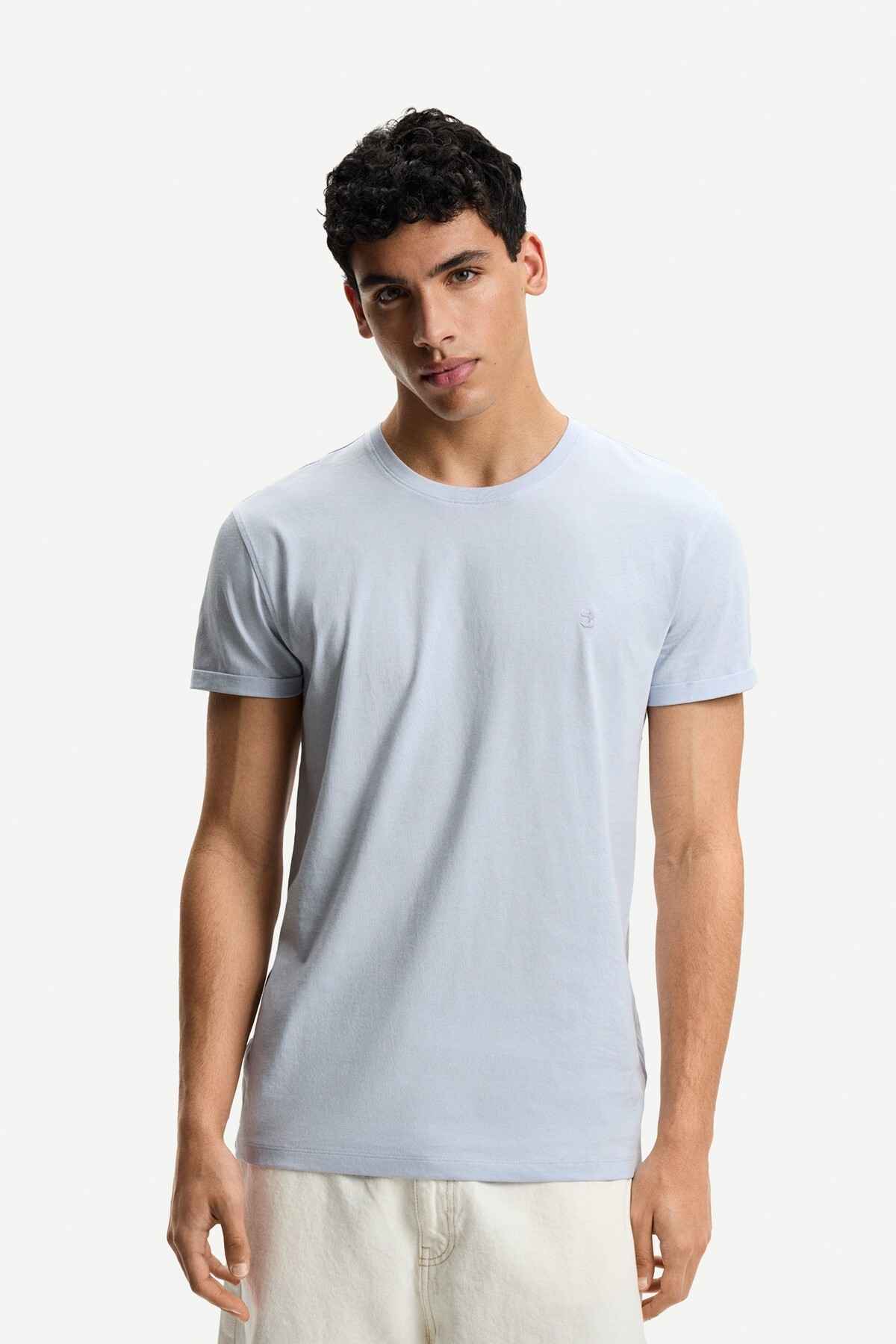 تیشرت با آستین کوتاه دوزی و خمیده