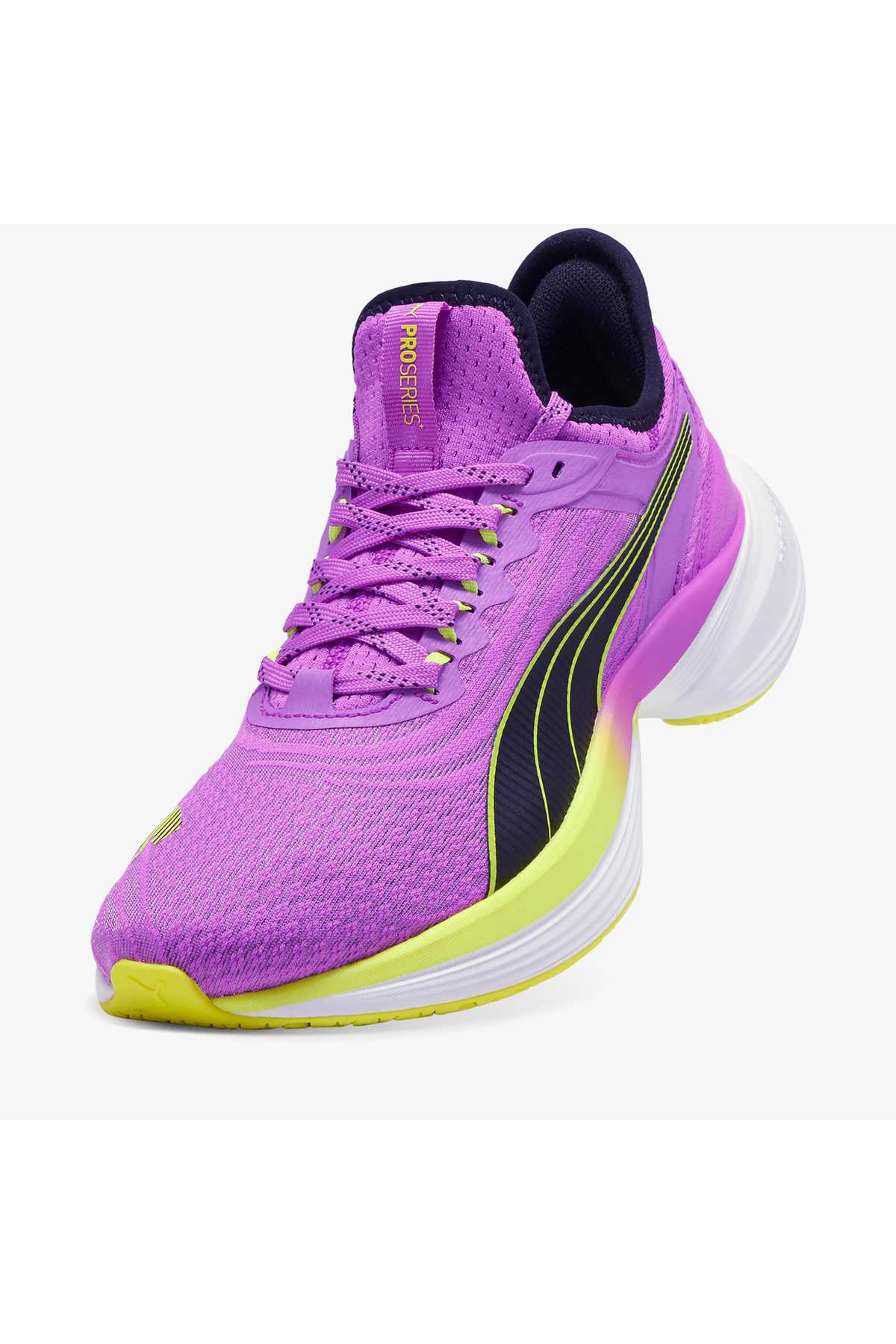 کفشهای دویدن مشکی پرو یونیسکس را اجرا کنید