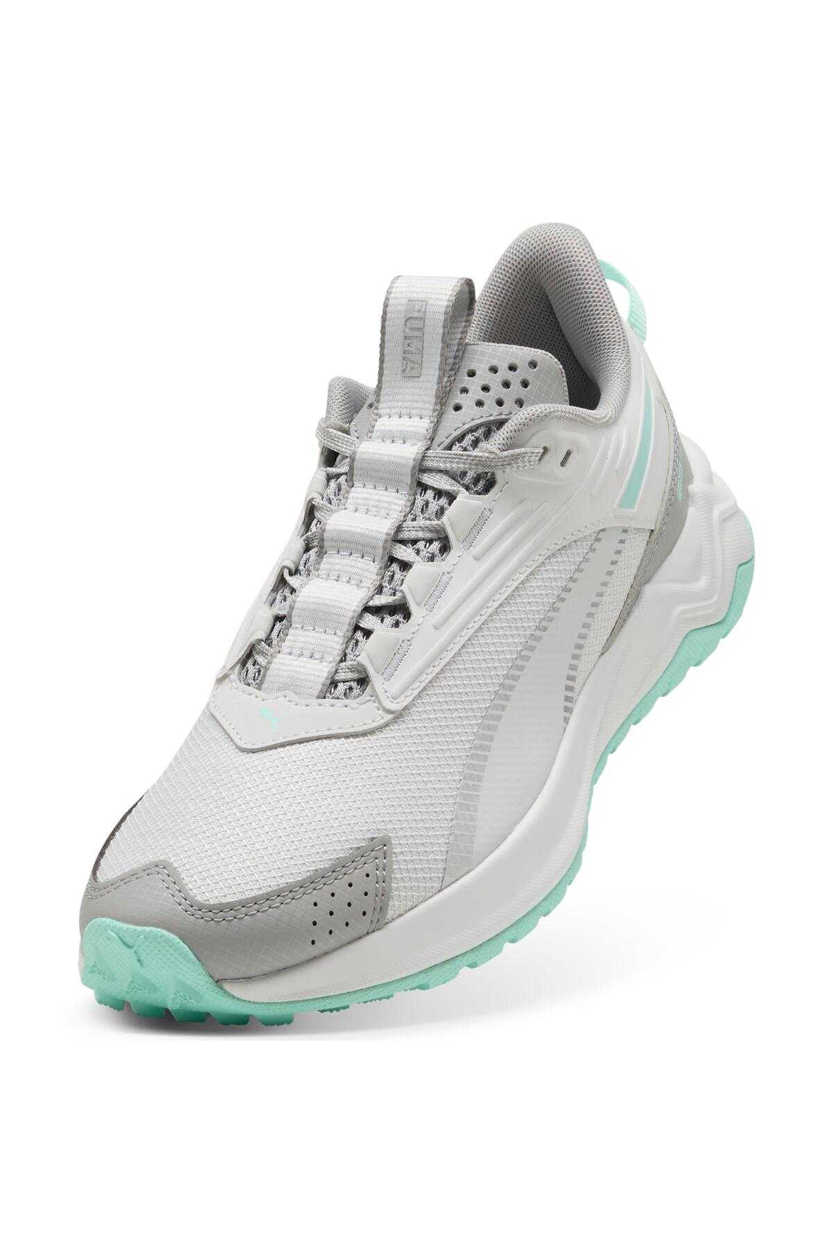 کفش های در حال اجرا دنباله Lite را گسترش دهید