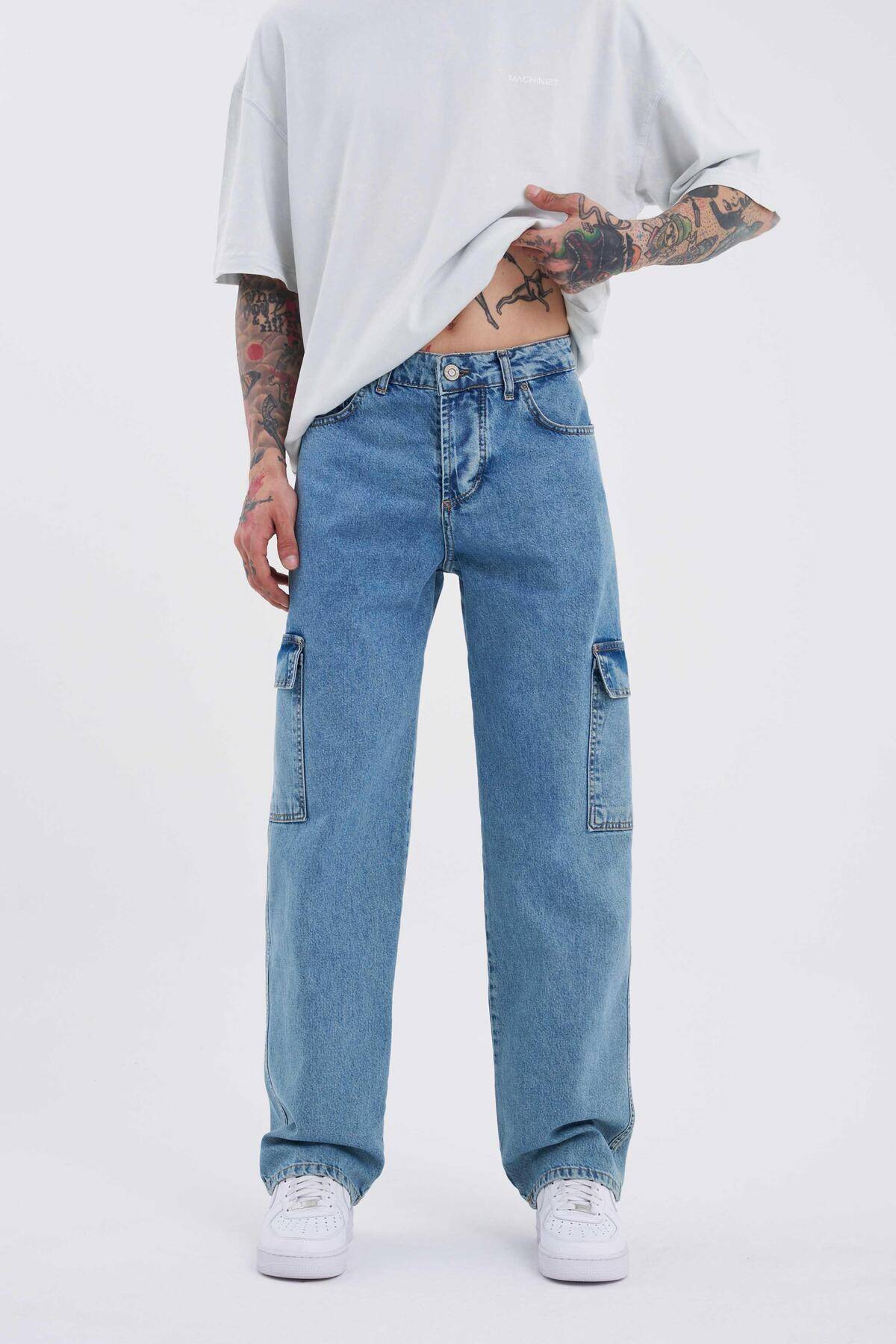 شلوار جین گشاد با جیبی باری آبی دریایی