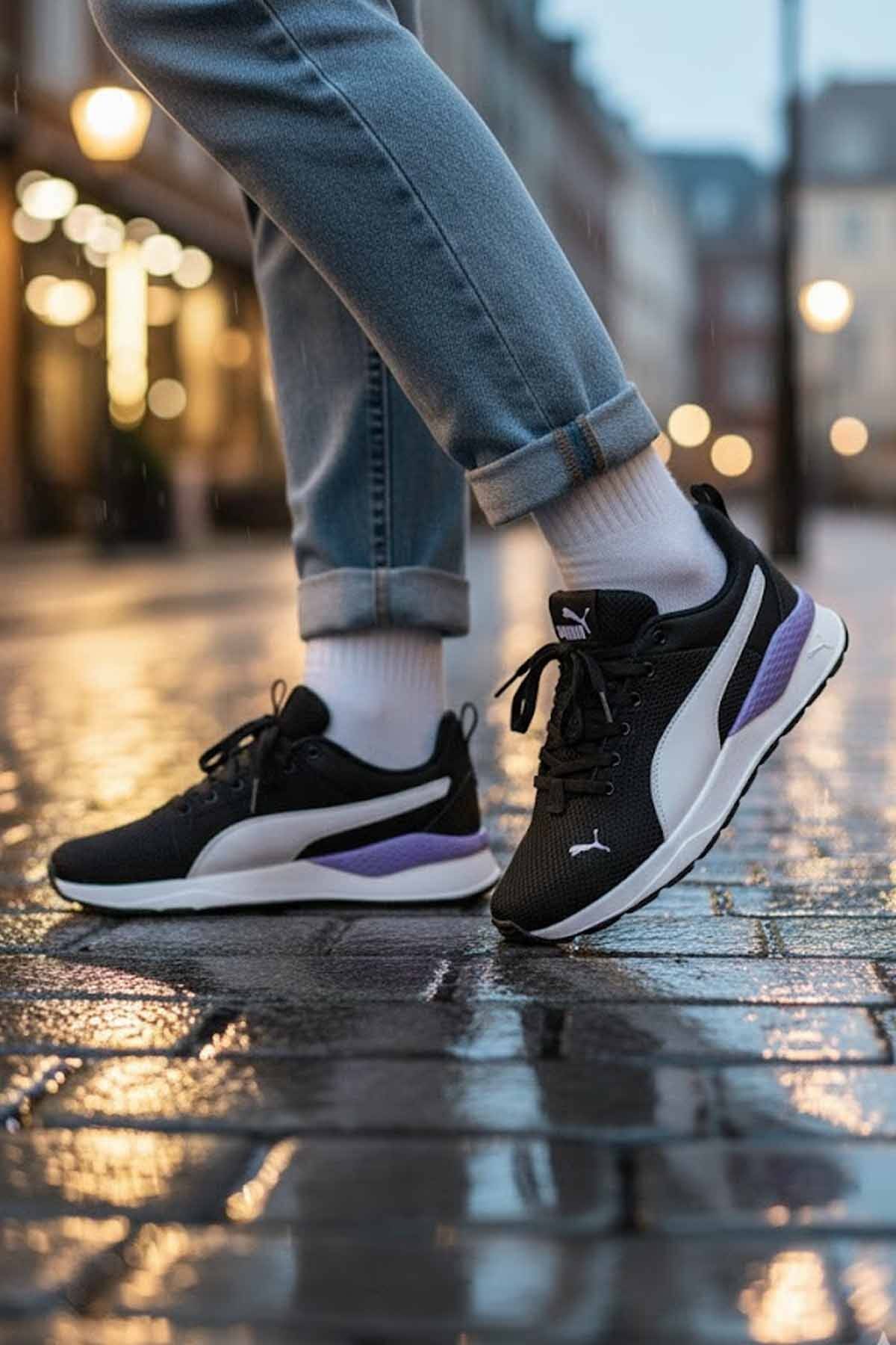 کفش های در حال اجرا دنباله Lite را گسترش دهید