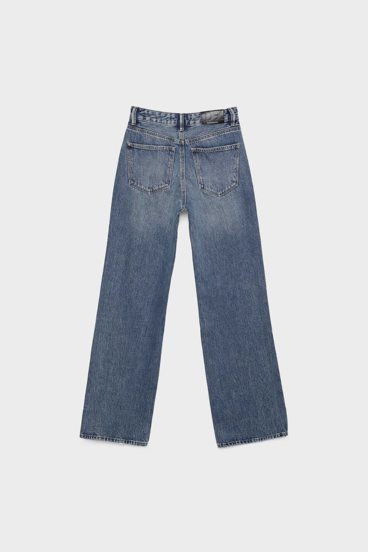 D92 عرض مستقیم