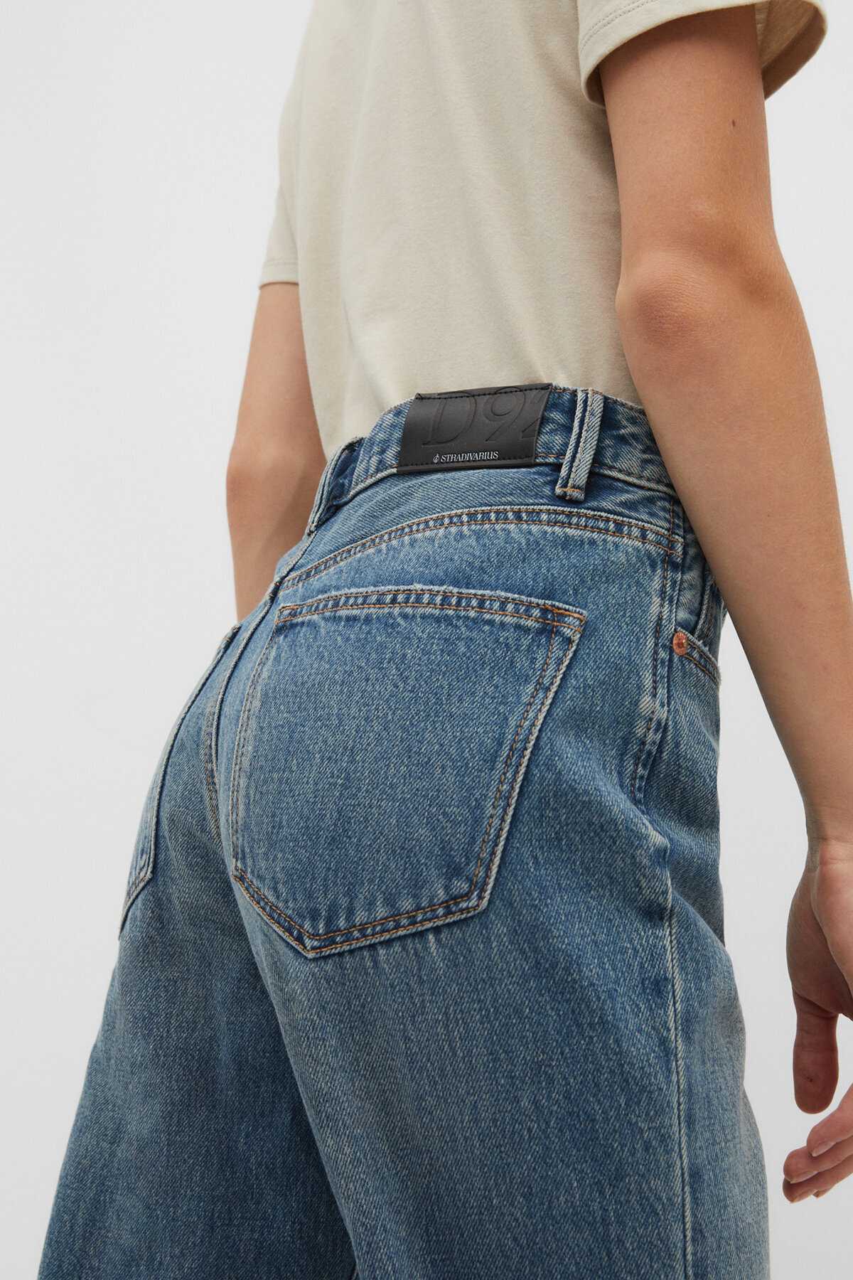 D92 عرض مستقیم