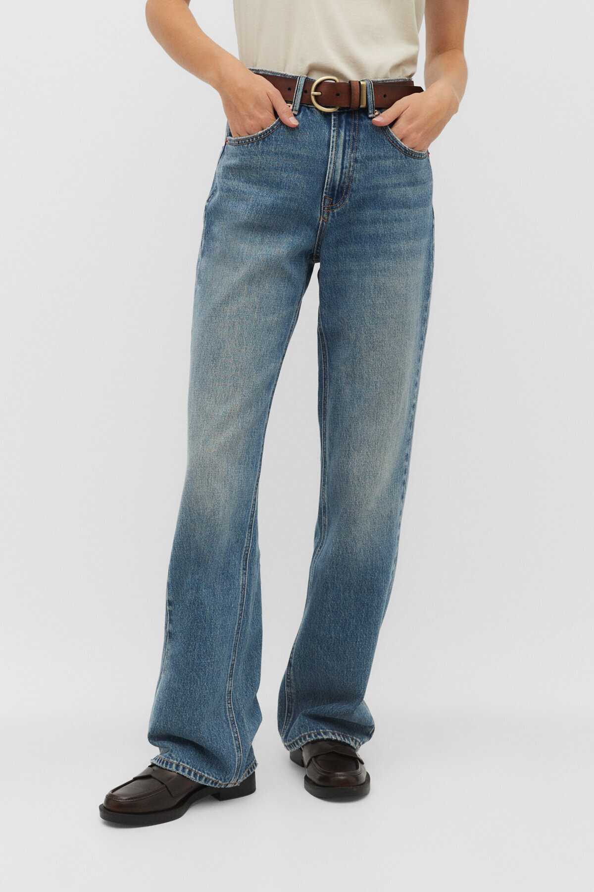 D92 عرض مستقیم