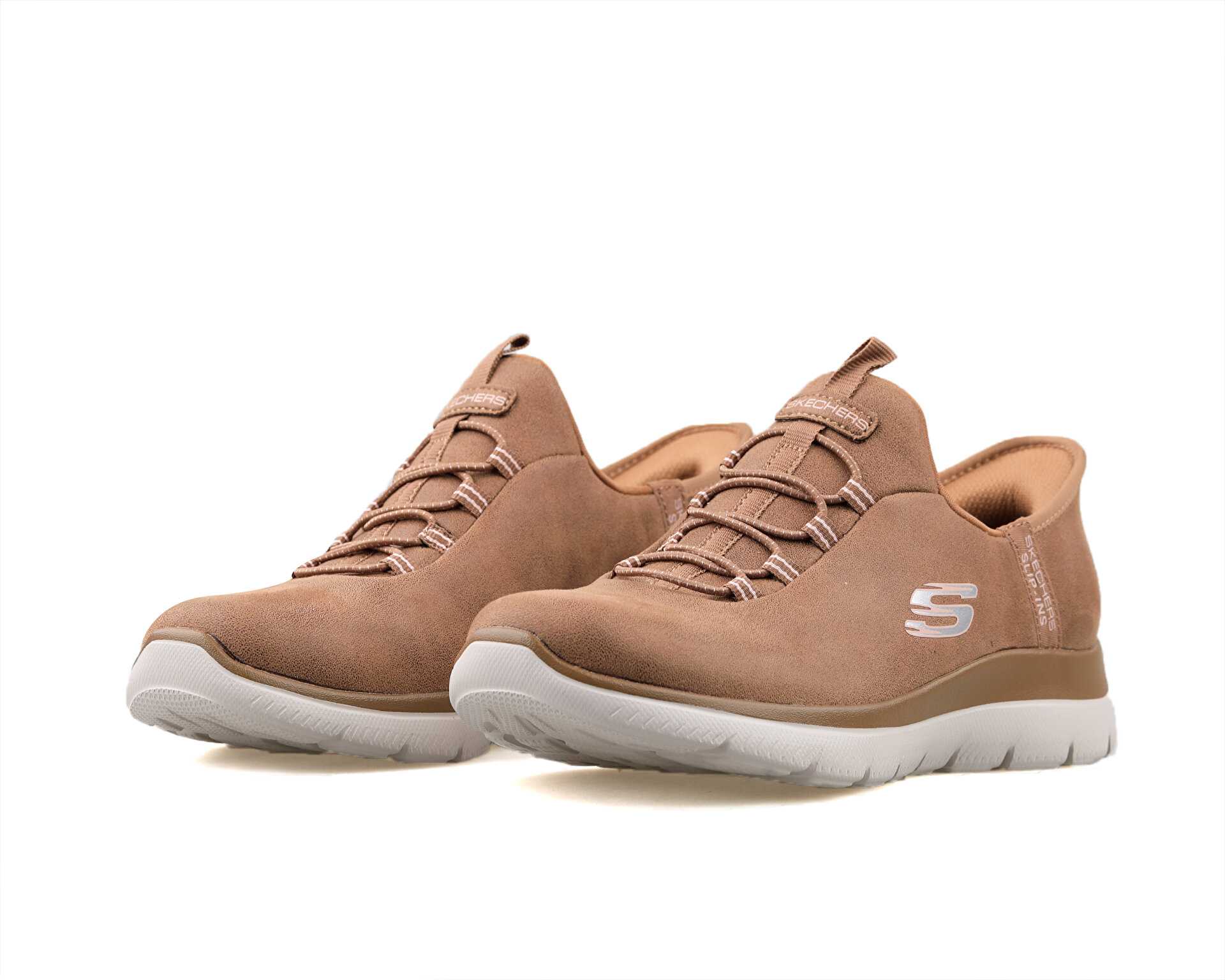 کفش های روزانه Summits