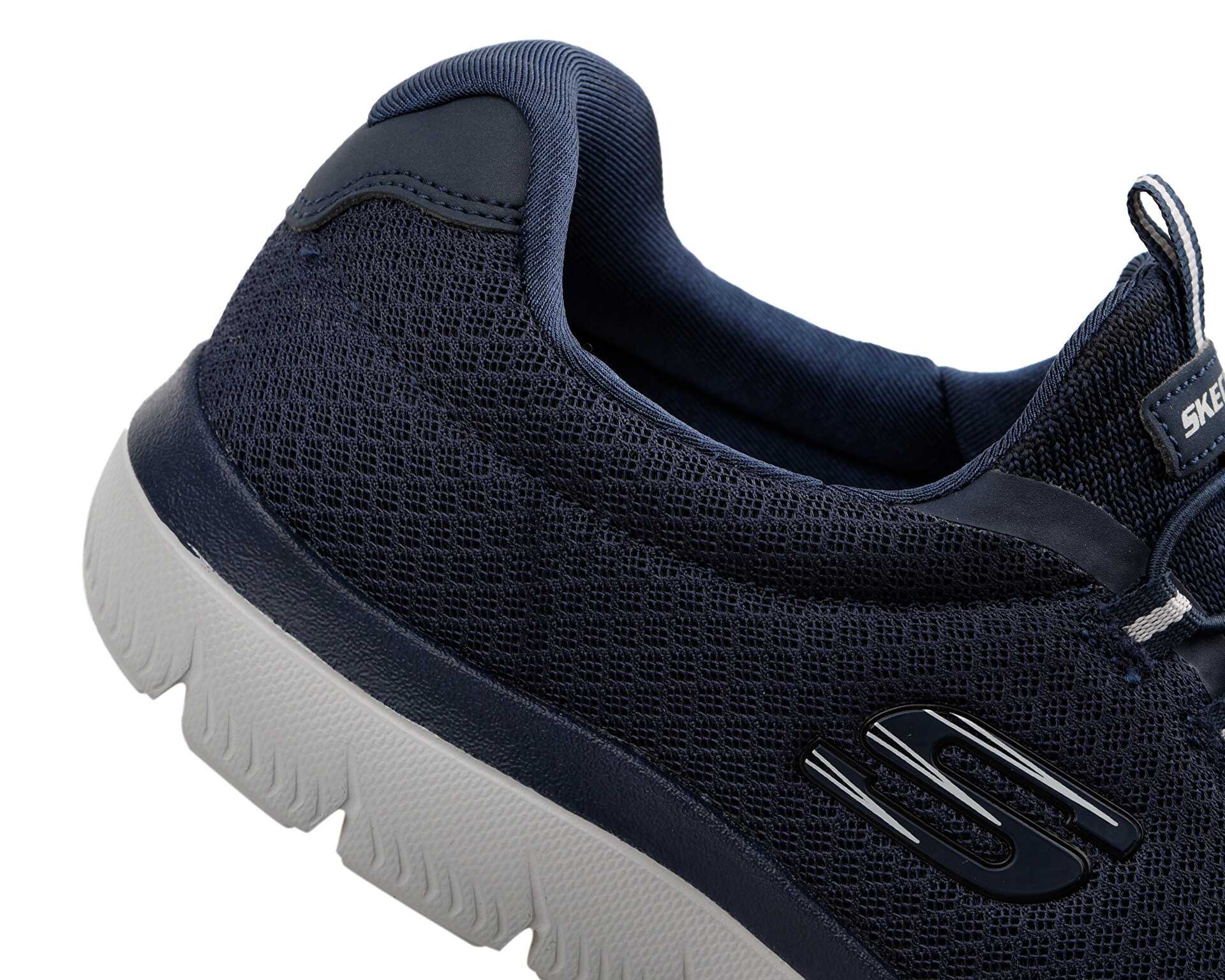 کفش های روزانه Summits