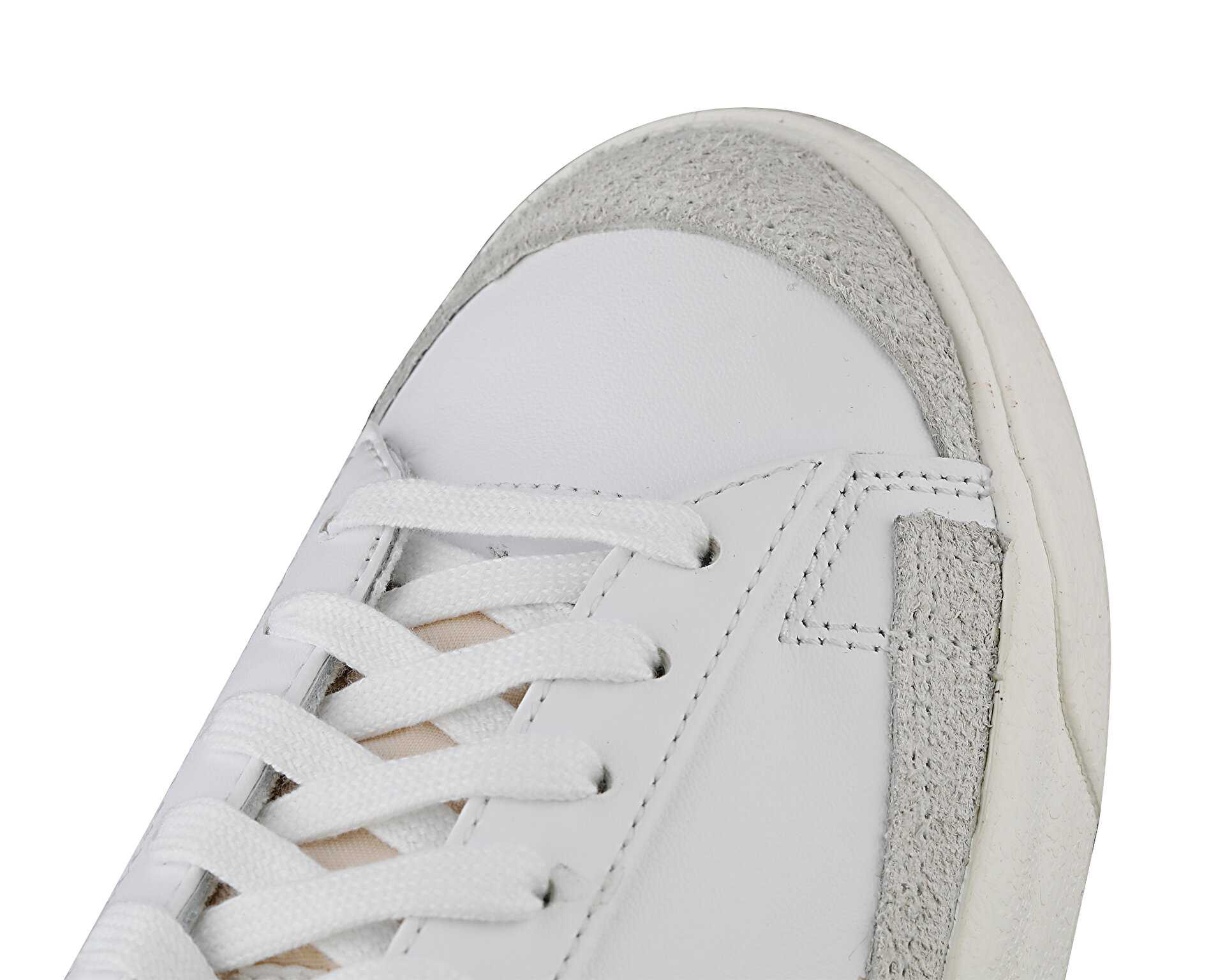 کفش های روزانه W Blazer Low '77 Jumbo