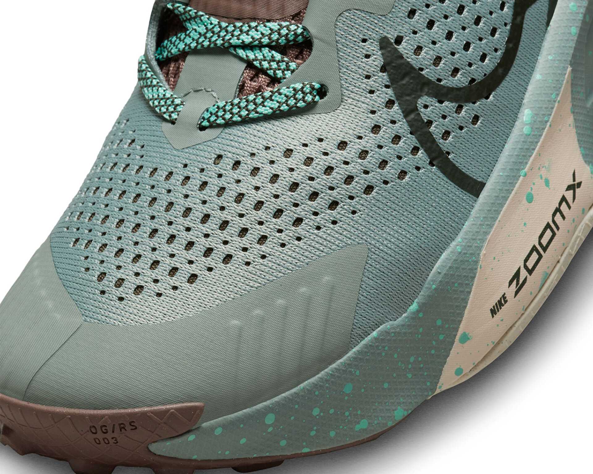 کفش دویدن دنباله دار Zoomx Zegama Trail