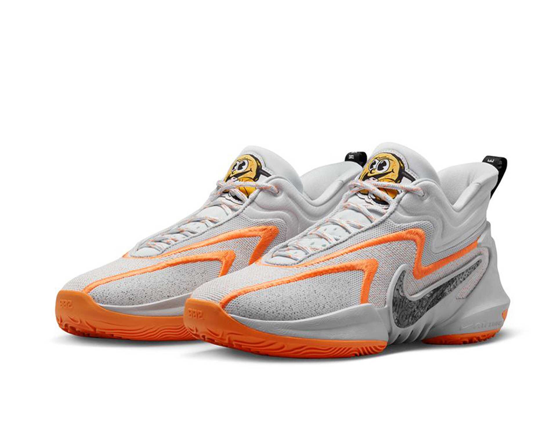 کفش های بسکتبال Cosmic Unity 2