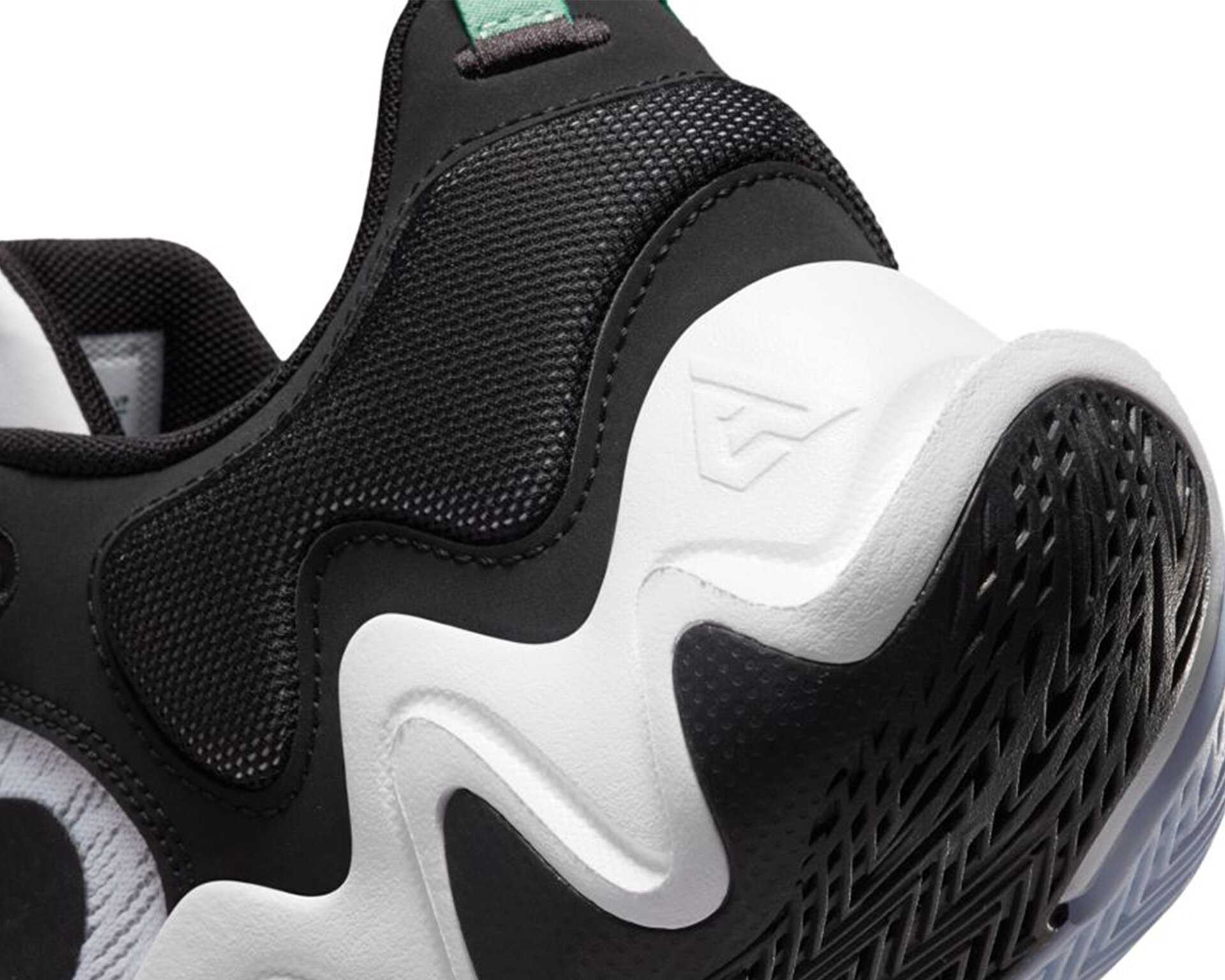 کفش های بسکتبال Giannis immortality