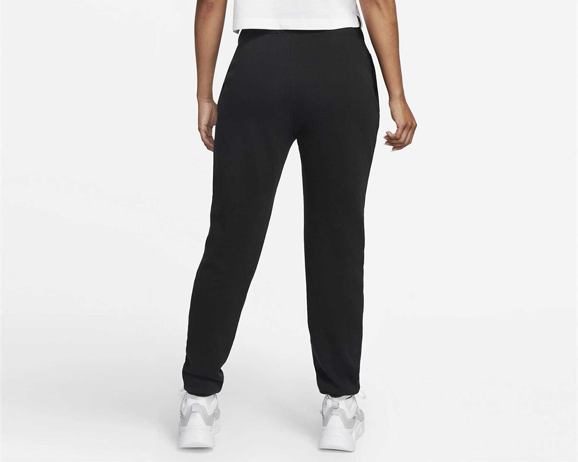 شلوار گرمکن معمولی Sportswear Club Fleece