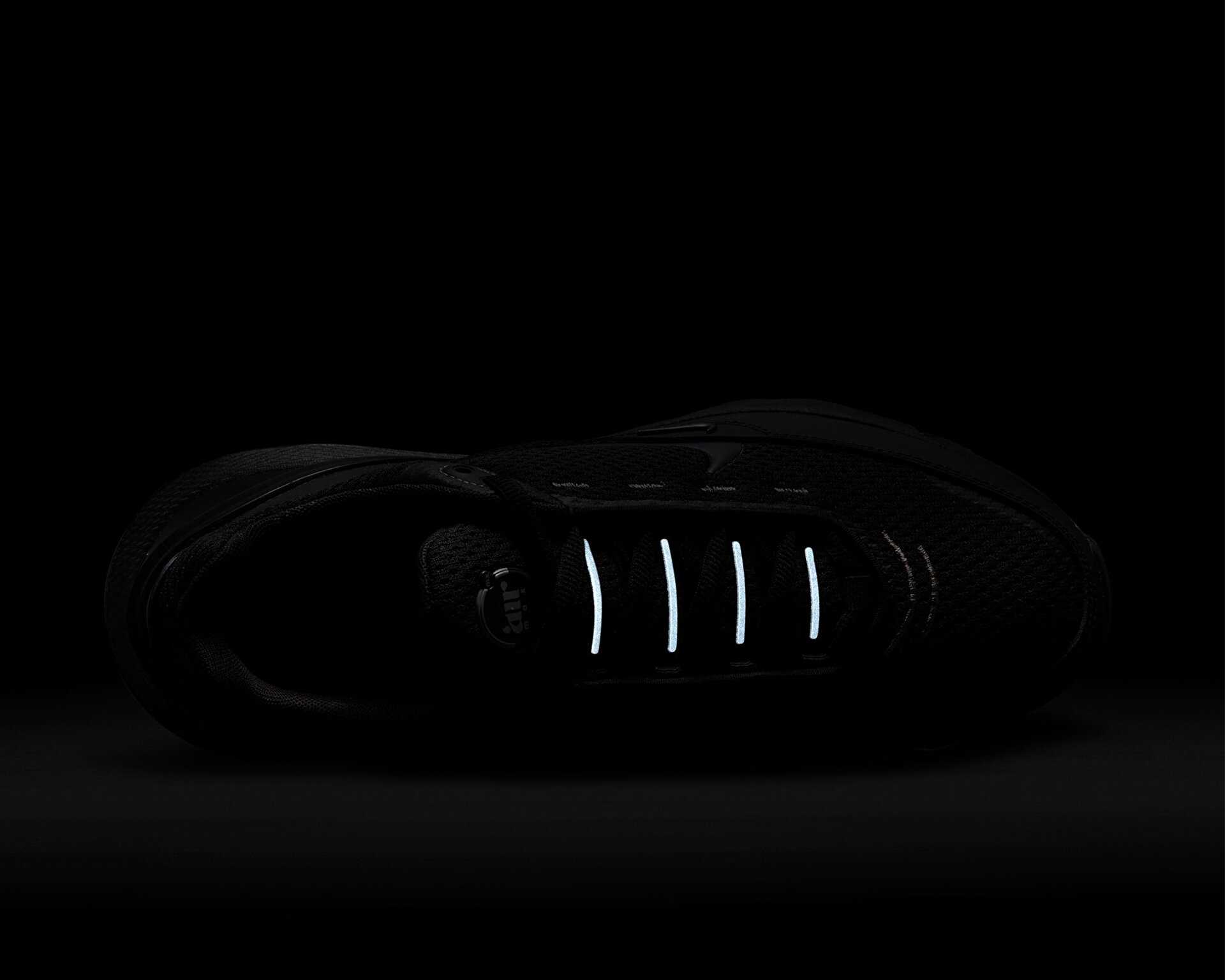 کفش های روزانه W Air Max Pulse