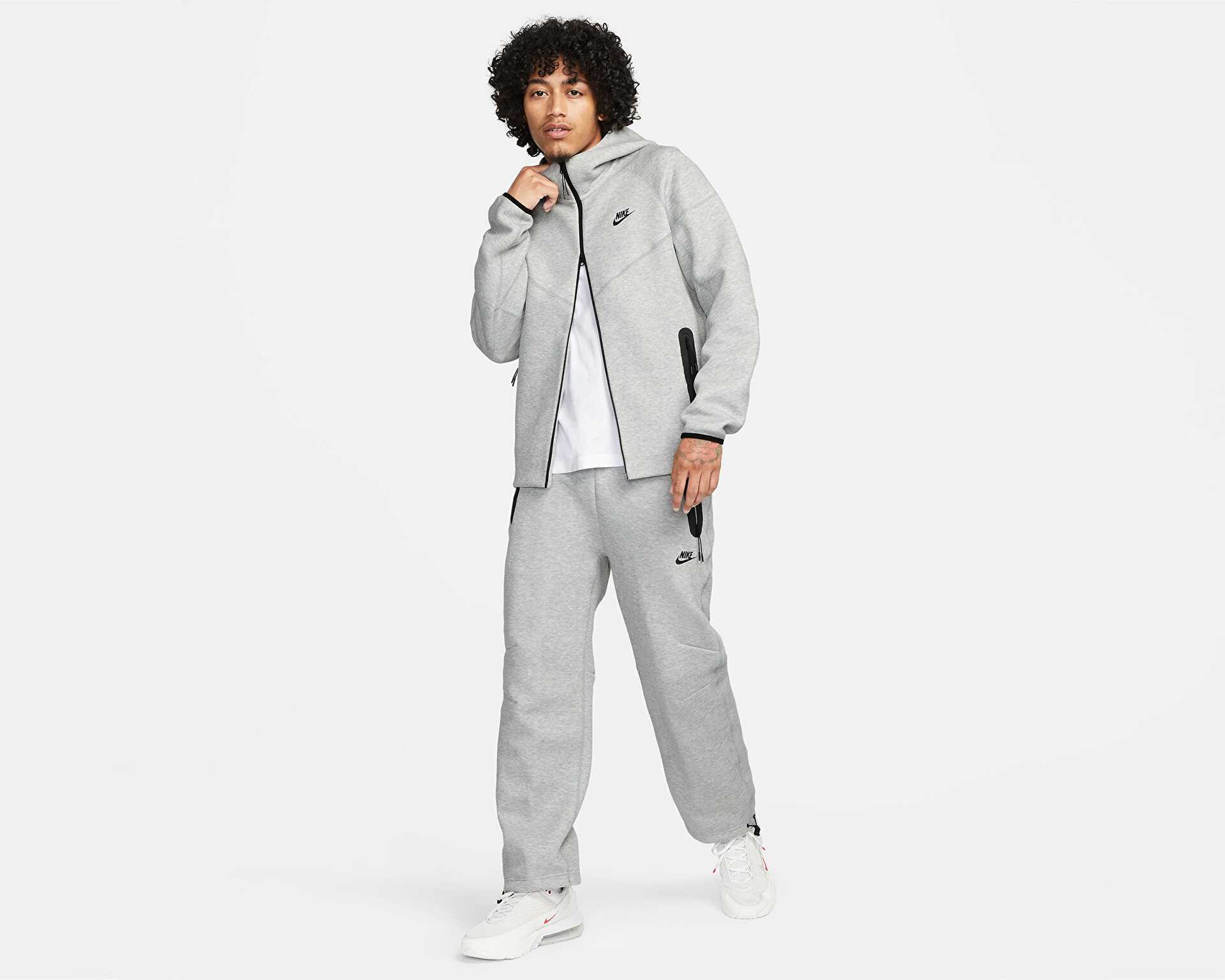 شلوار گرمکن معمولی Sportswear Tech Fleece