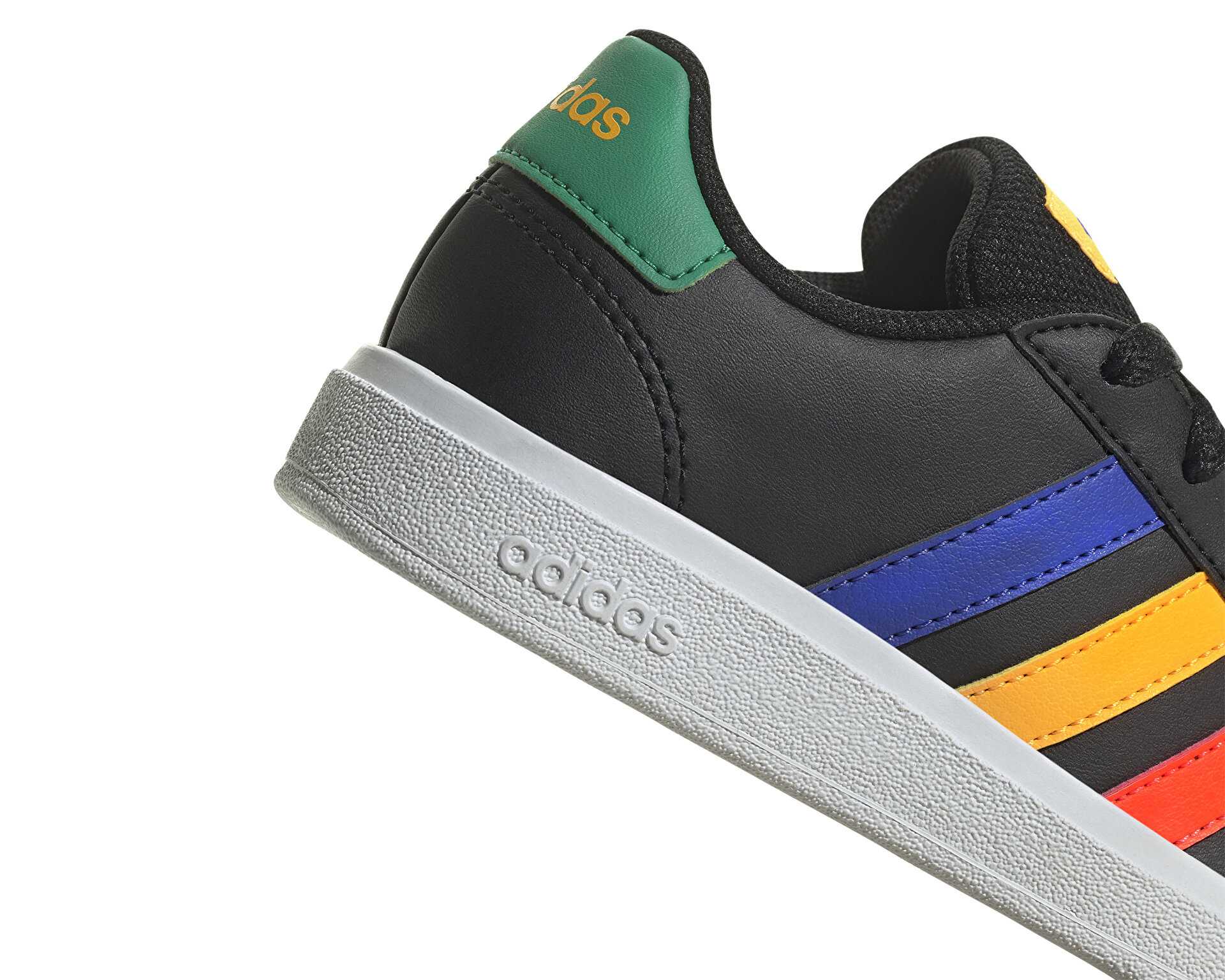 کفش های روزانه Grand Court Alpha