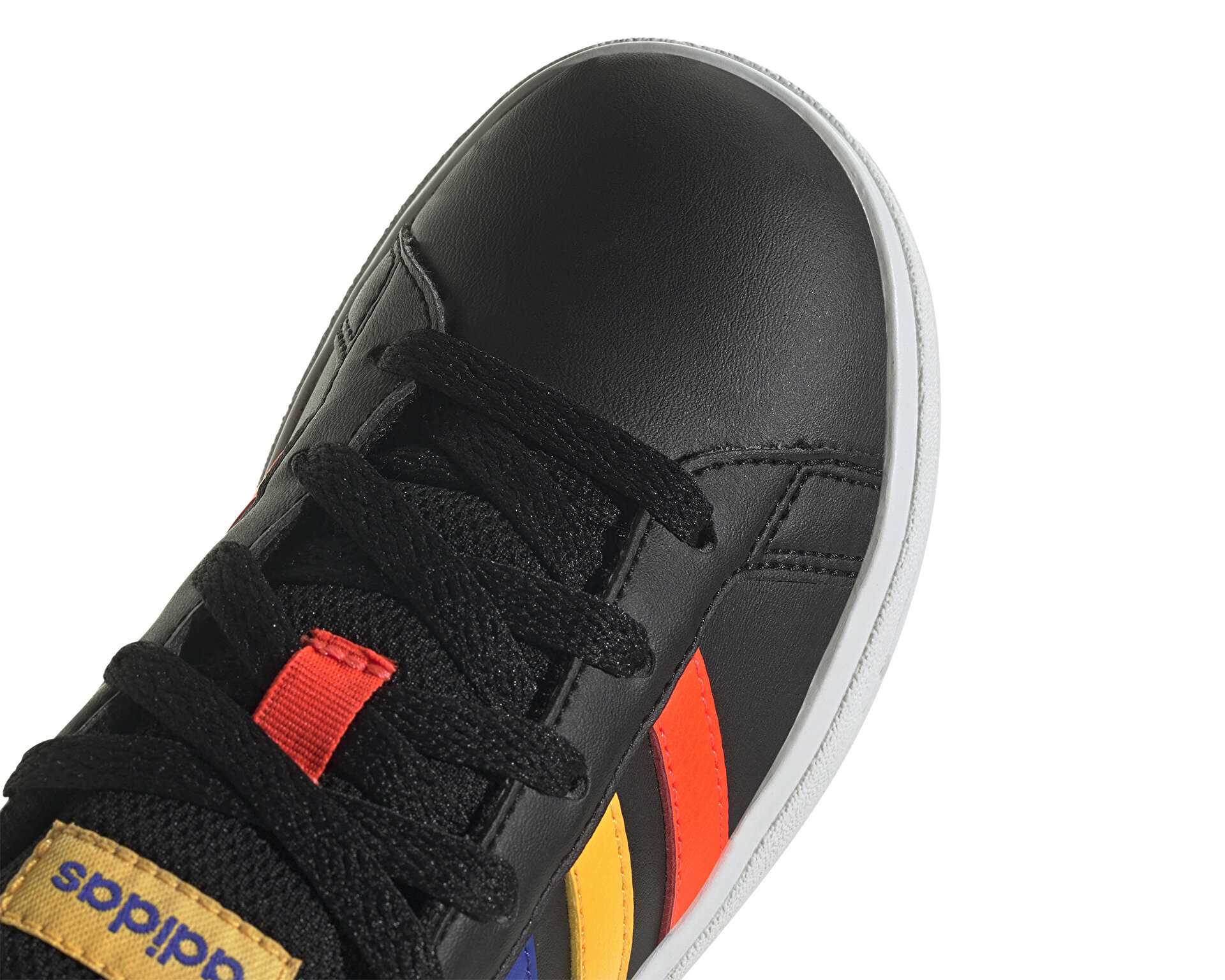 کفش های روزانه Grand Court Alpha