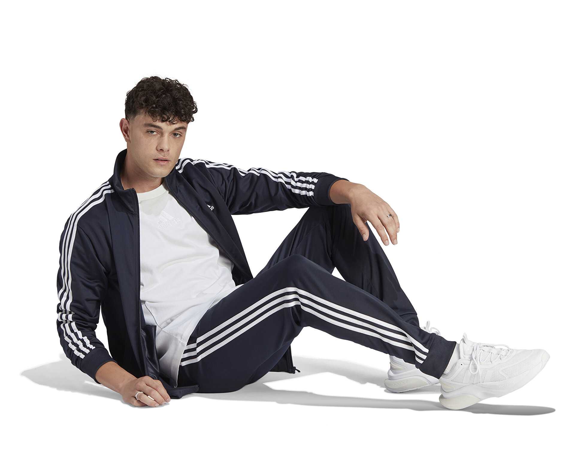 ست لباس ورزشی روزانه M 3S Tr Tt Ts