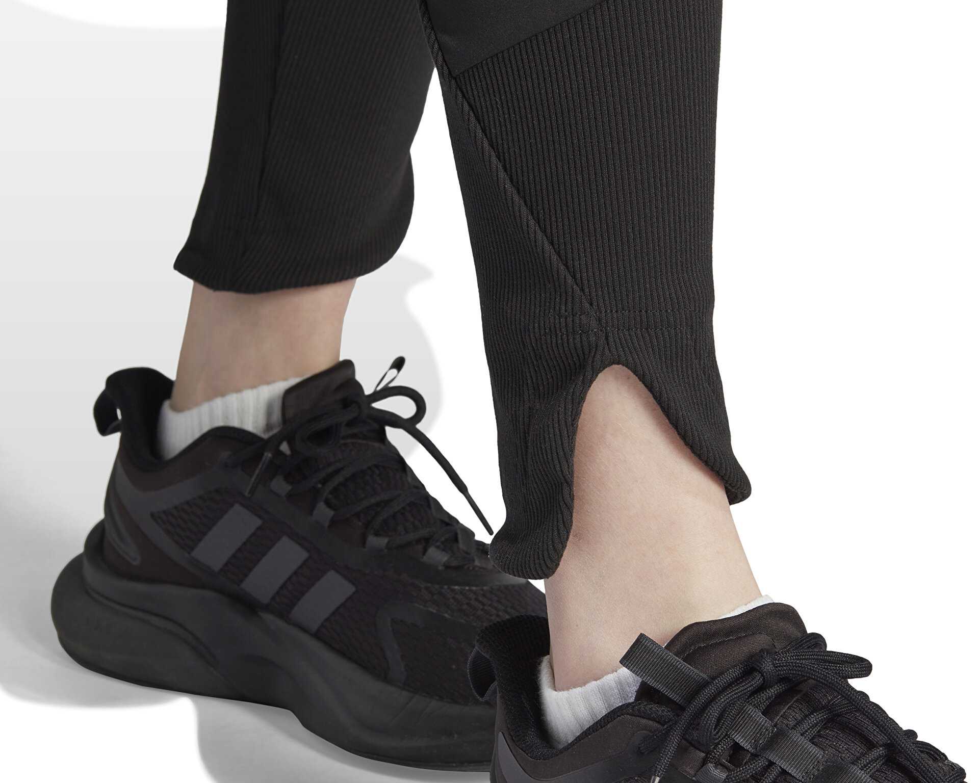 شلوار ساق روزانه W Z.N.E. Leg