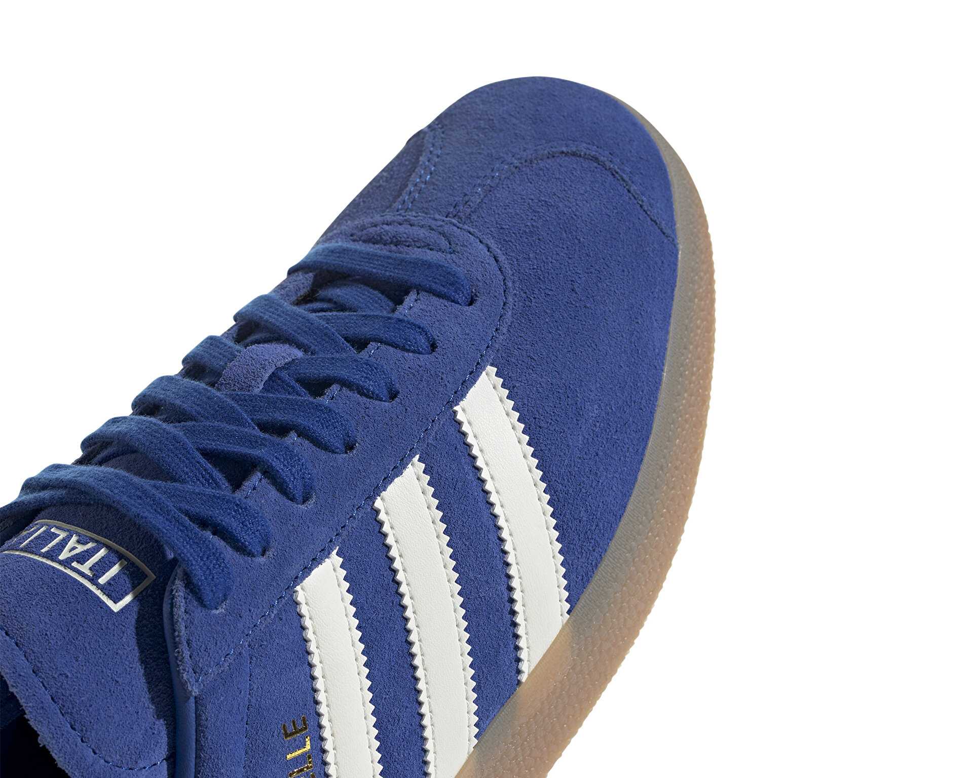 کفش های روزانه Adidas Gazelle 85