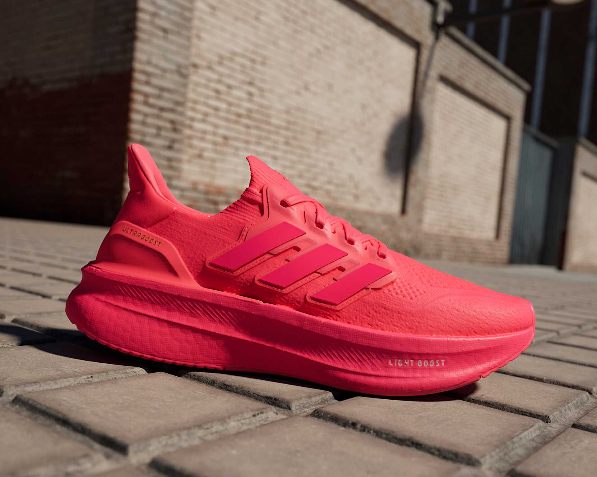 کفش دویدن Ultraboost 22