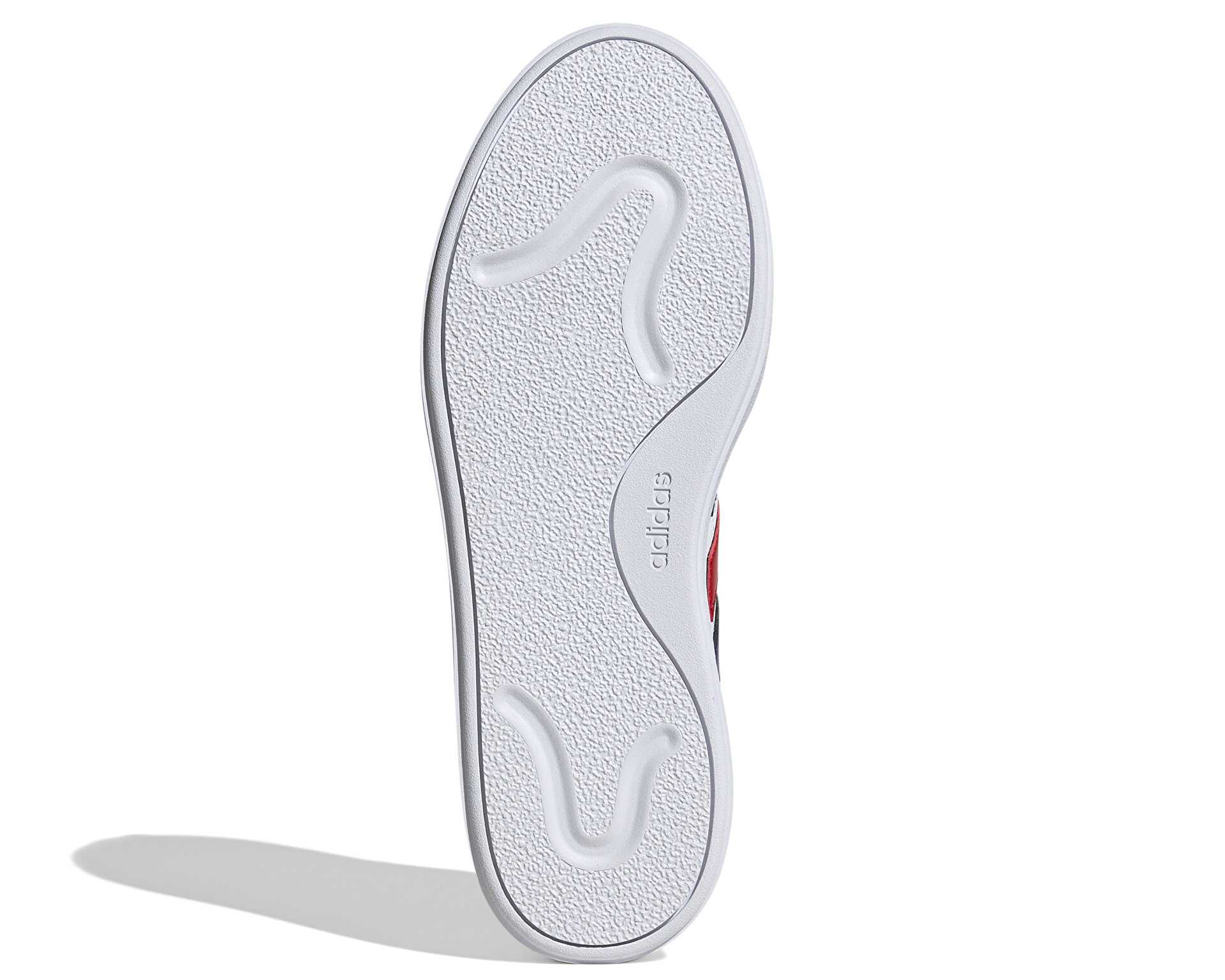 کفش های روزانه Adidas Courtblock