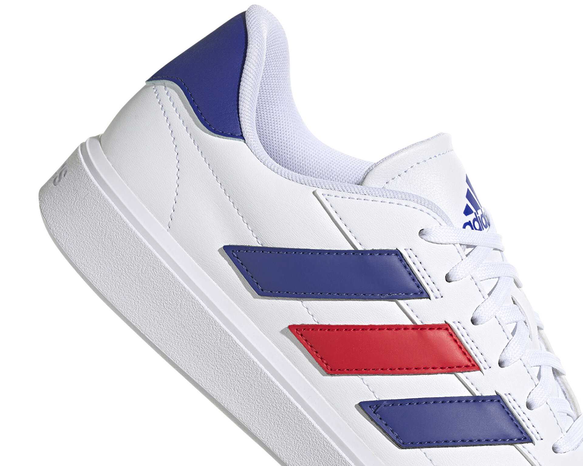 کفش های روزانه Adidas Courtblock