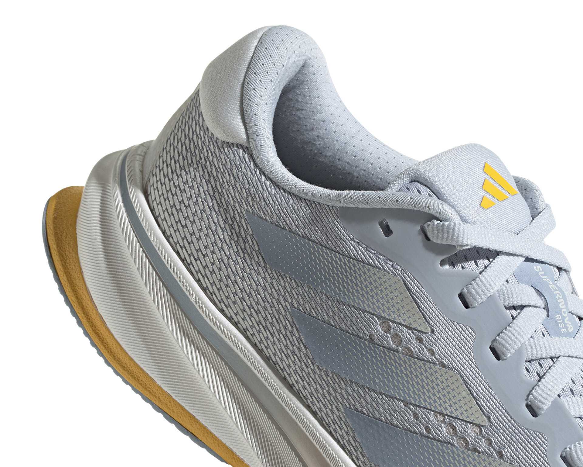 کفش دویدن Supernova 2 M