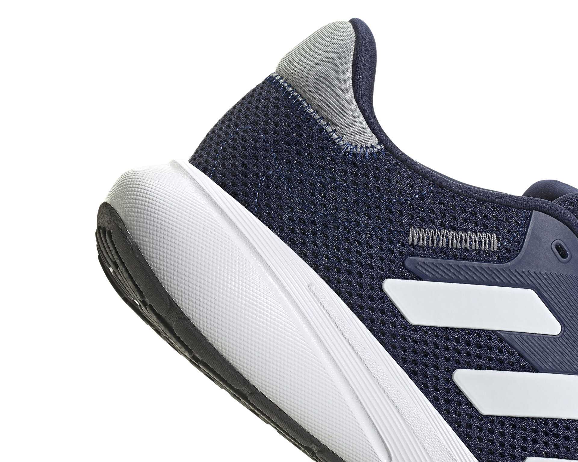 کفش دویدن Response Runner U