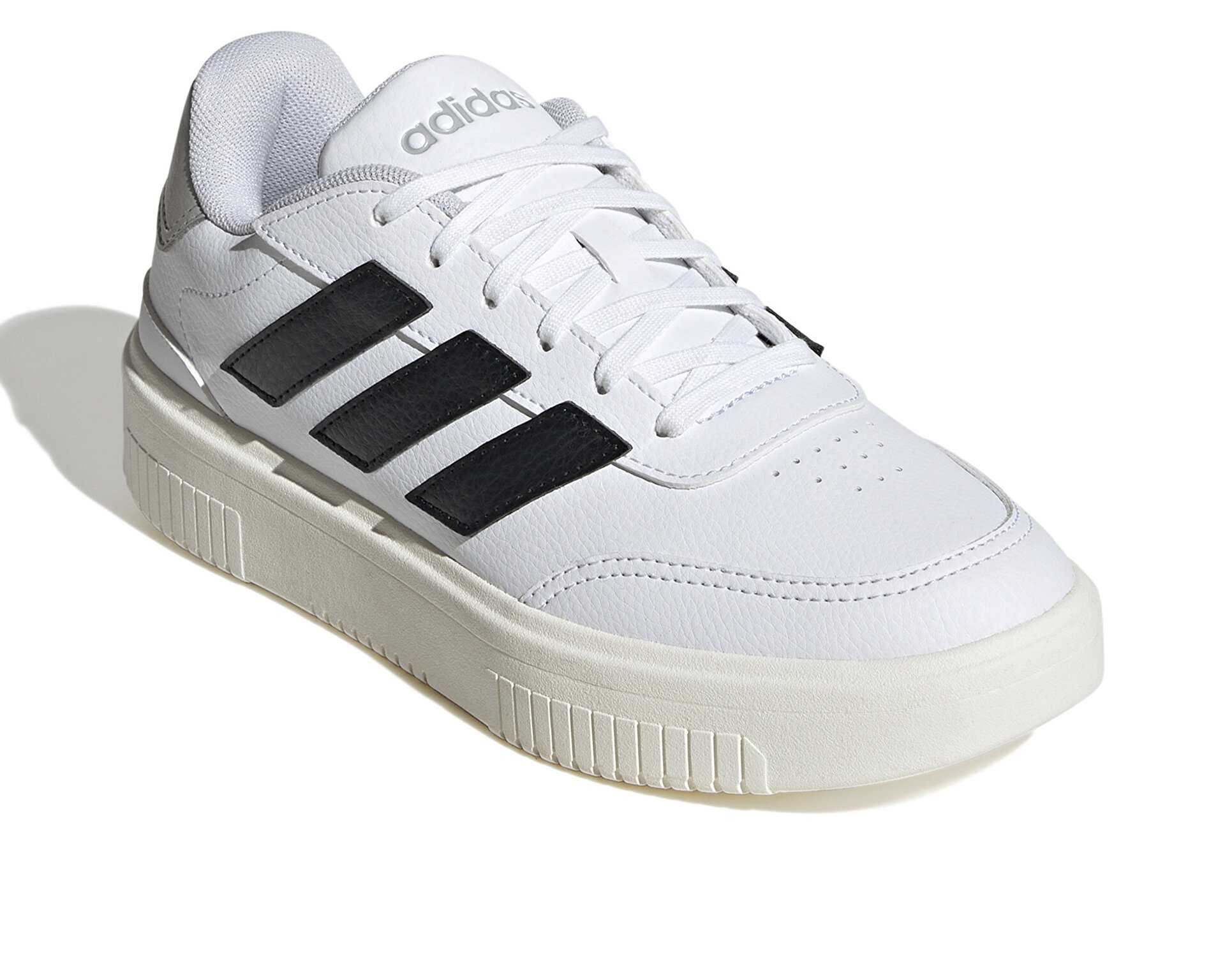 کفش های روزانه Adidas Courtblock
